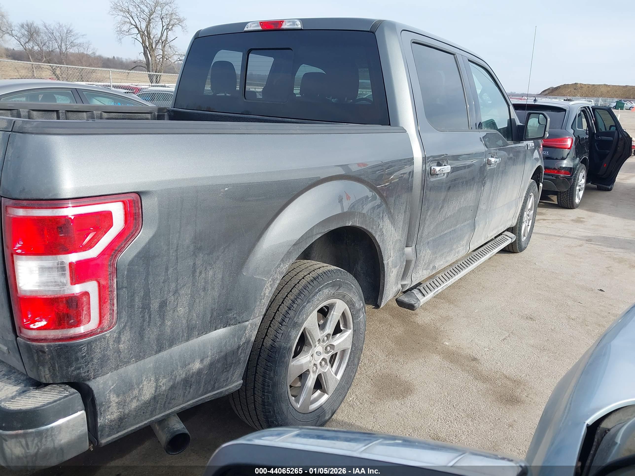 FORD F-150 image 4