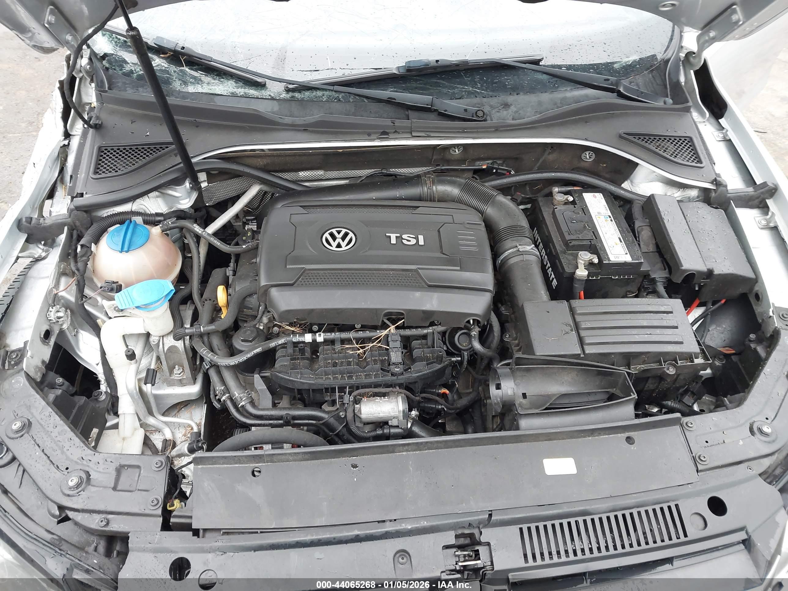 VOLKSWAGEN PASSAT image 10
