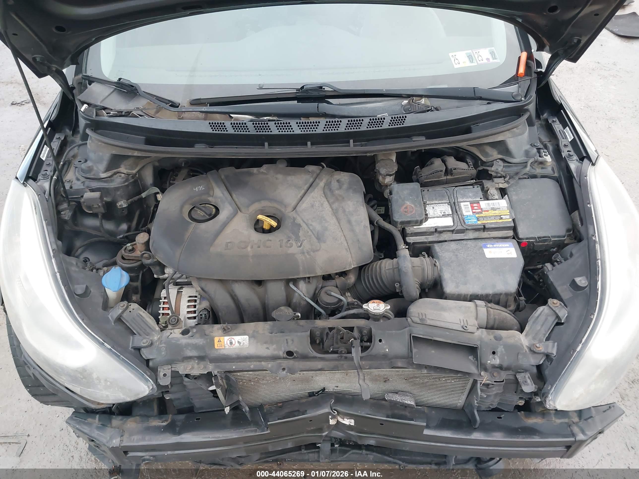 HYUNDAI ELANTRA image 10