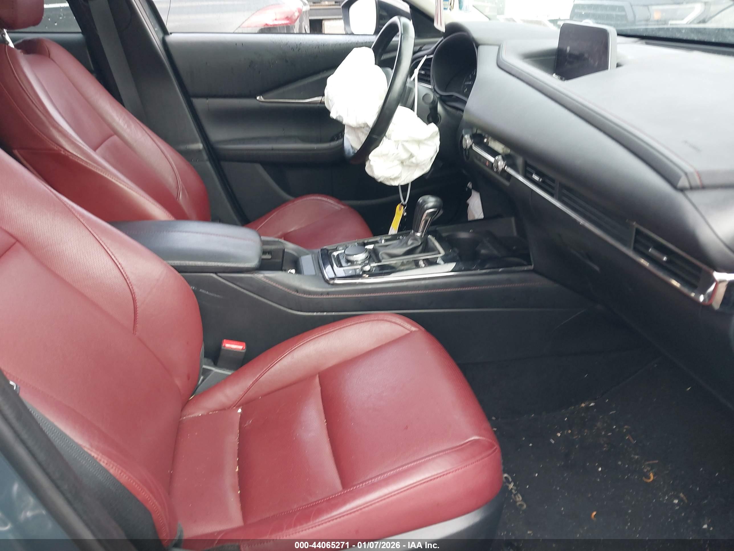 MAZDA CX-30 image 5