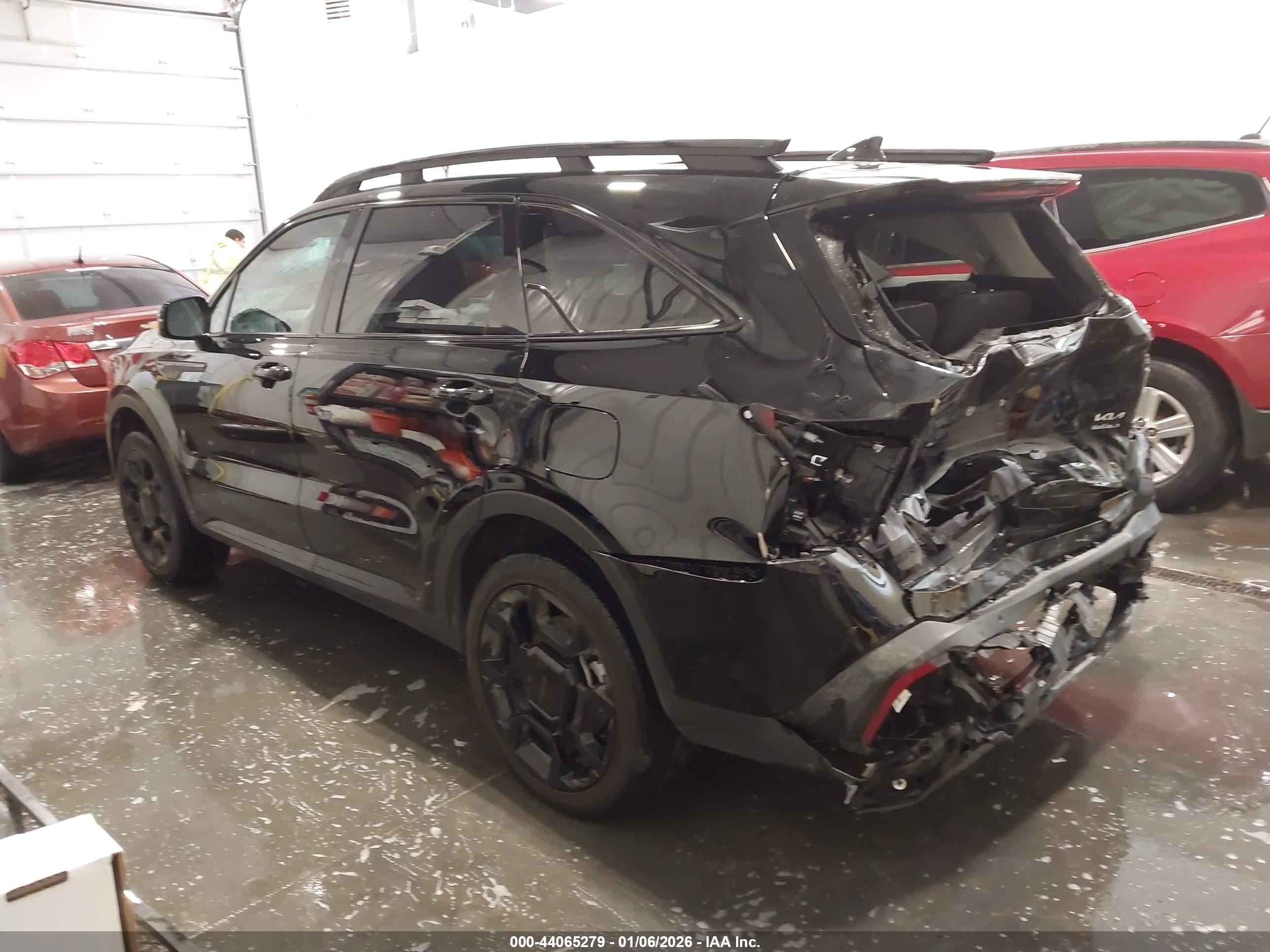 KIA SORENTO image 3