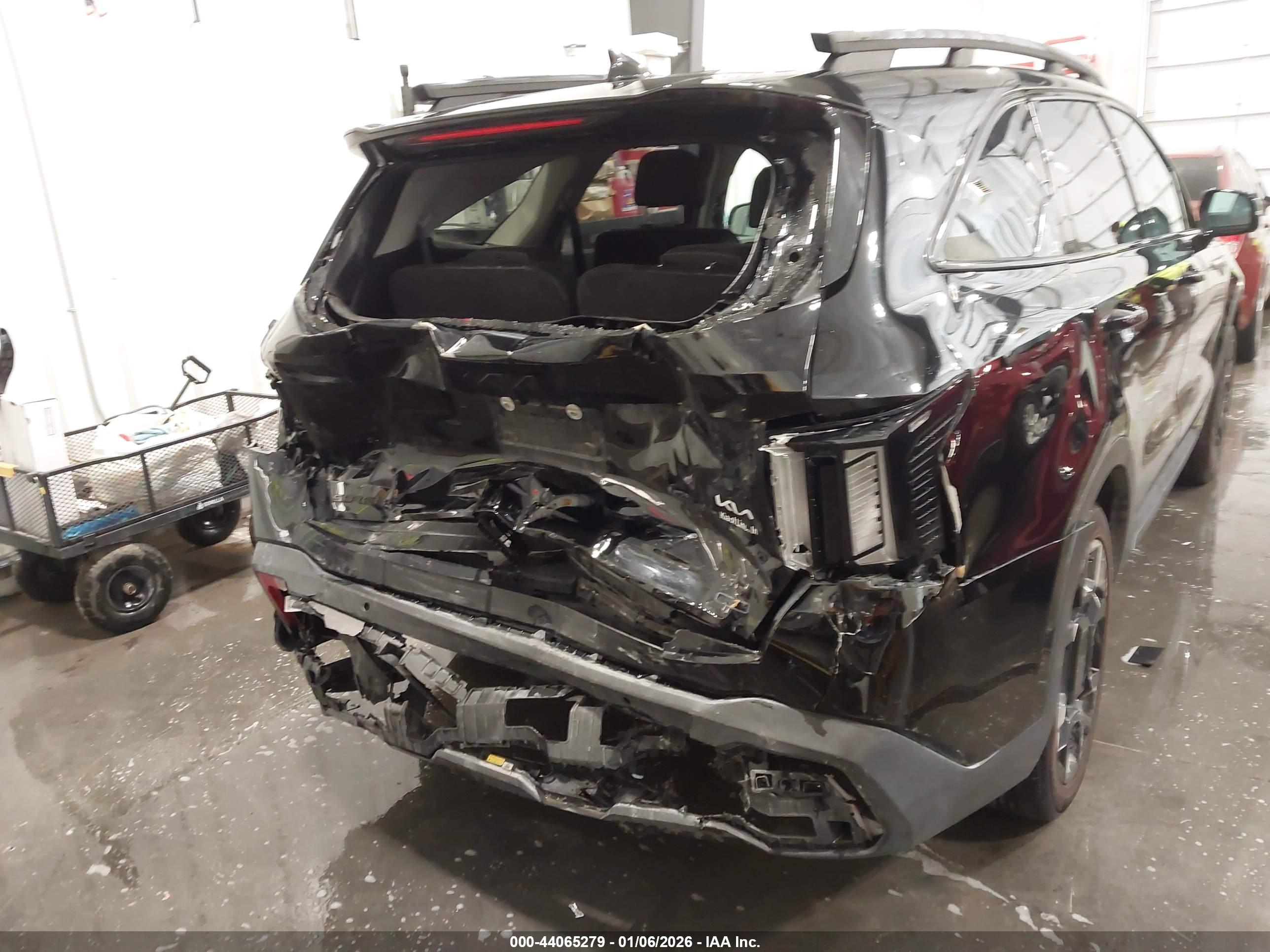 KIA SORENTO image 6