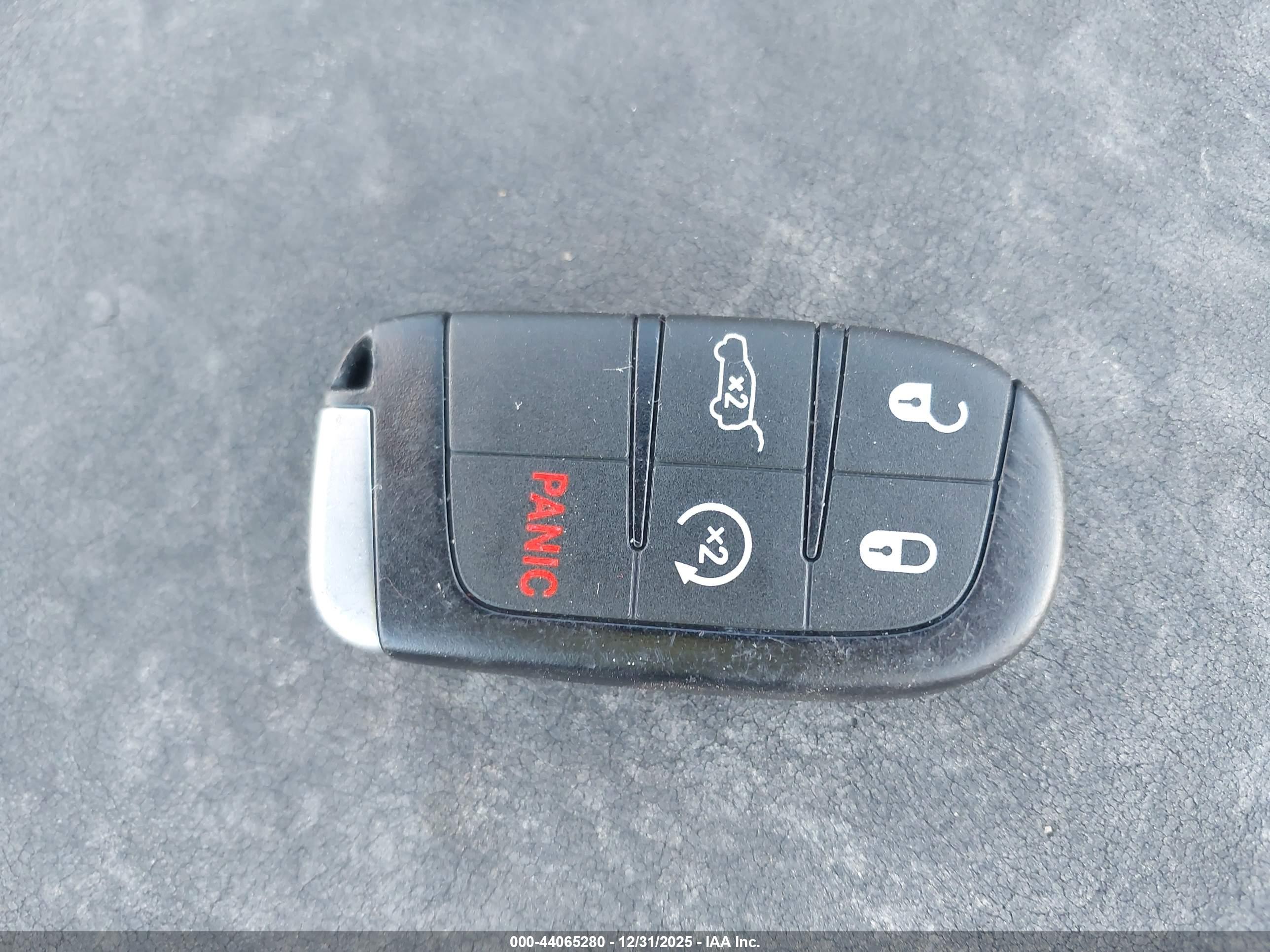 JEEP GRAND image 11