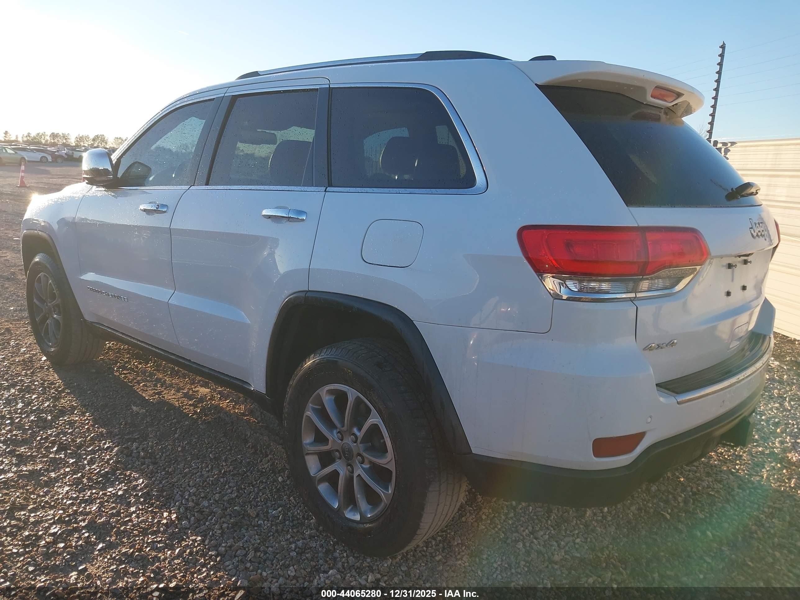 JEEP GRAND image 3