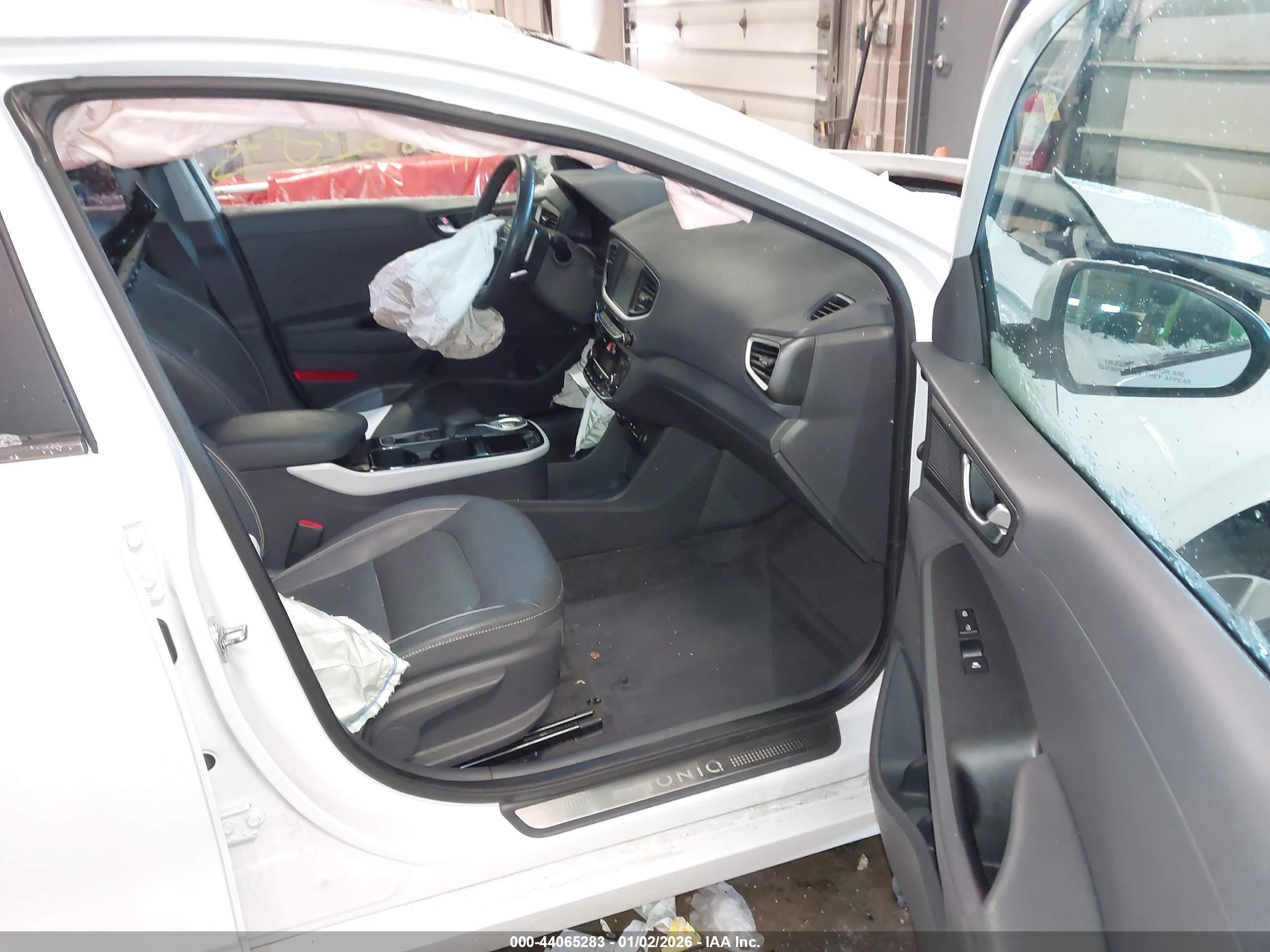 HYUNDAI IONIQ image 5