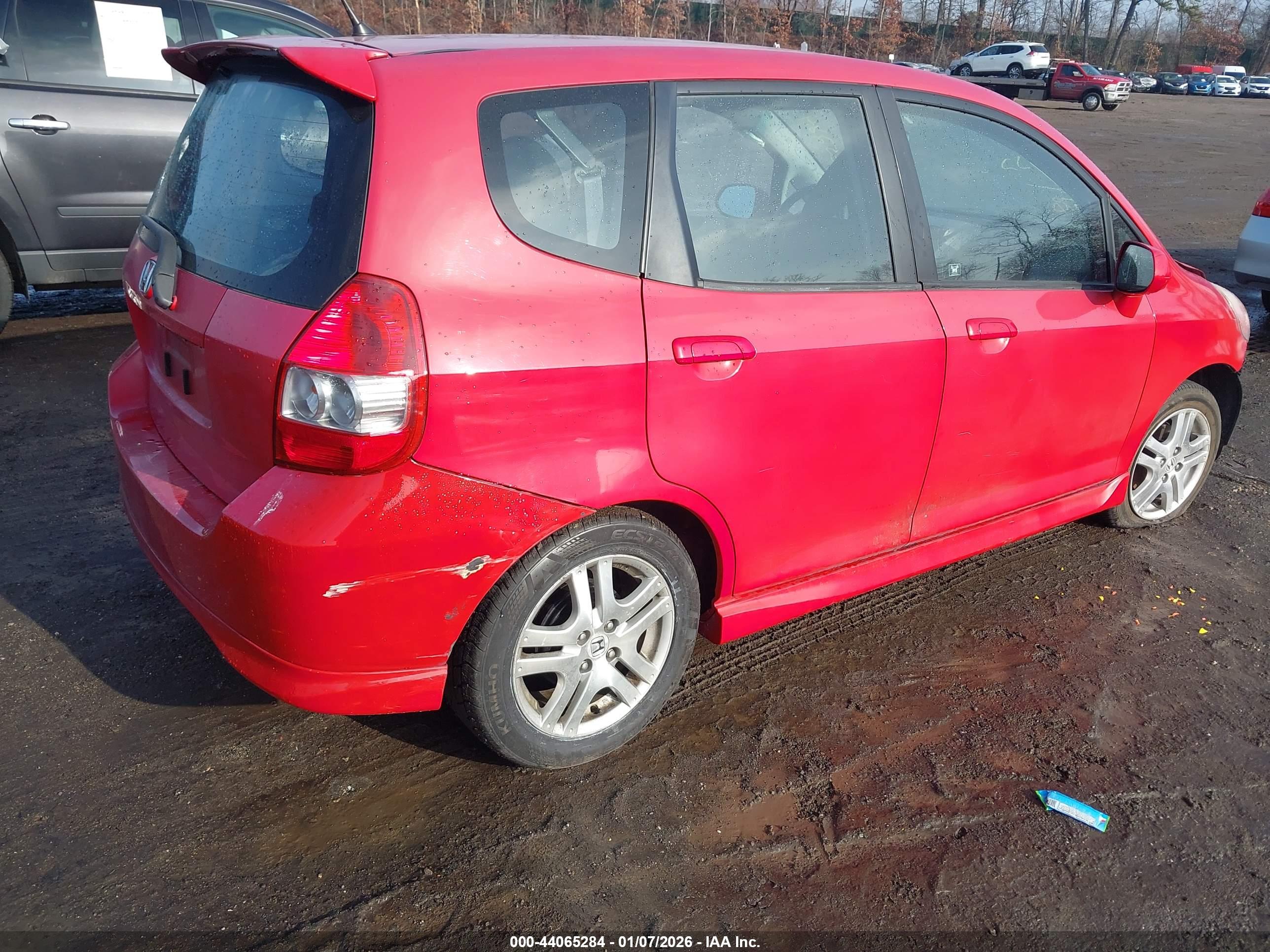 HONDA FIT image 4