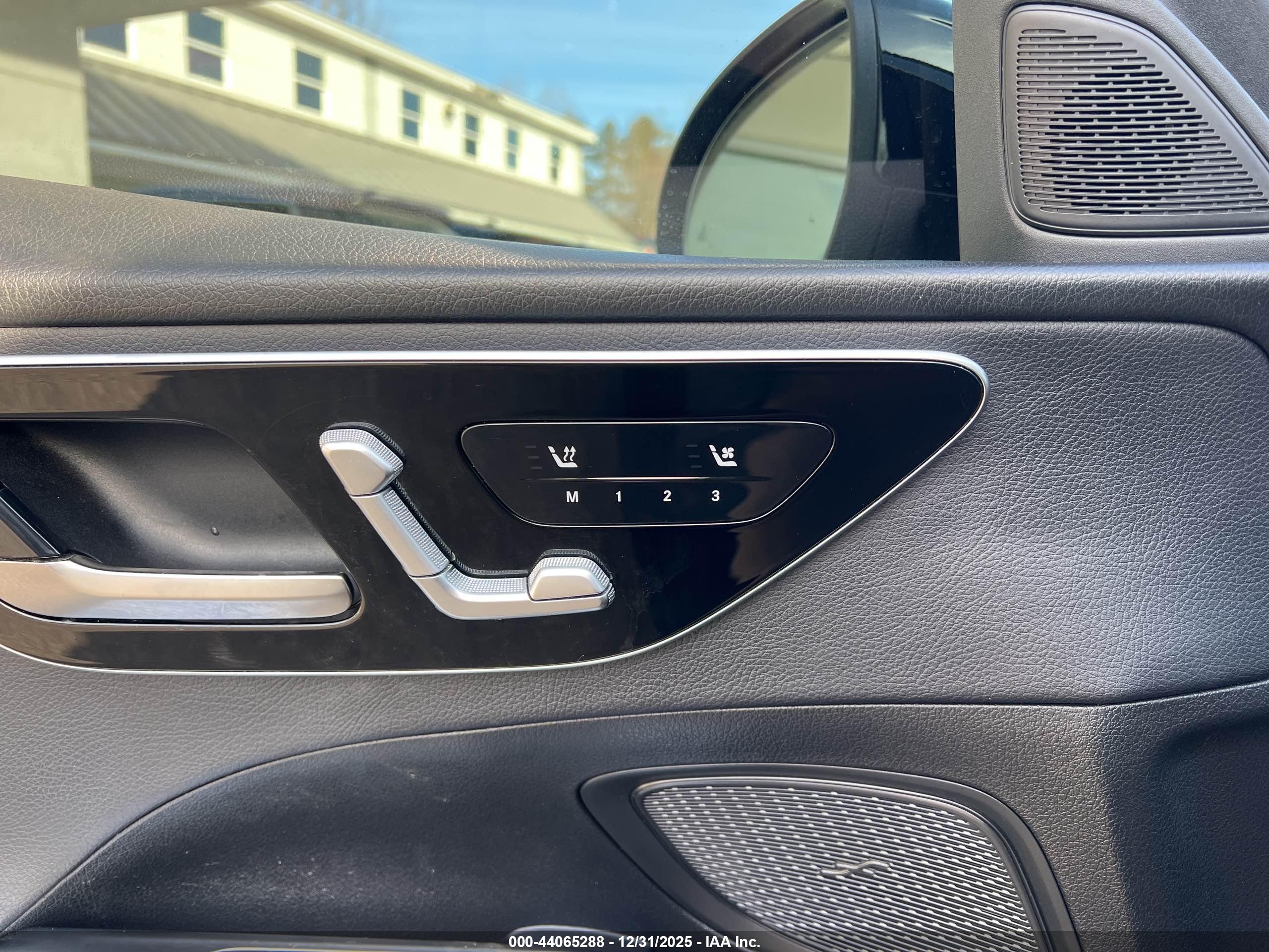 MERCEDES-BENZ C image 6