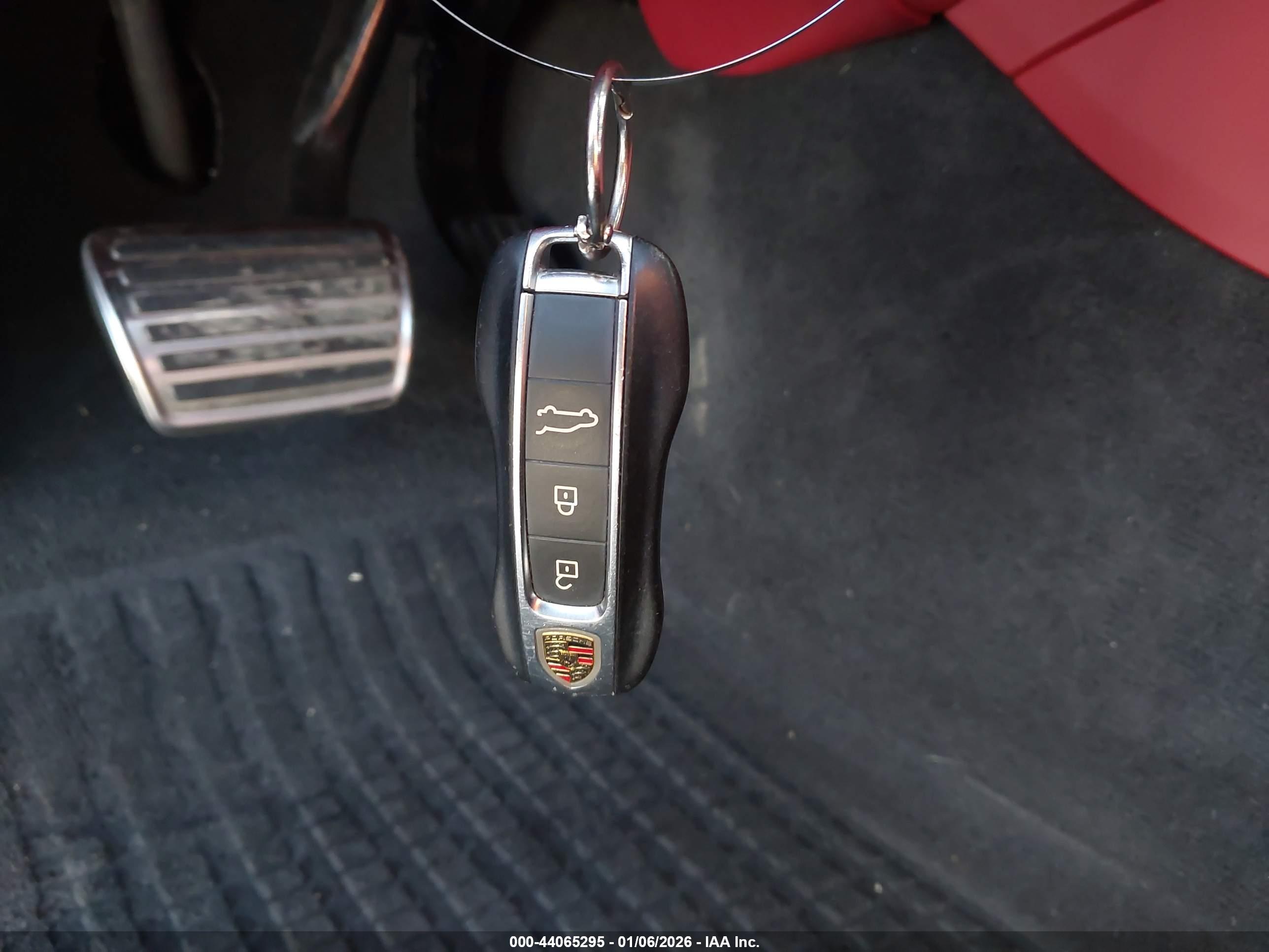 PORSCHE CAYENNE image 11