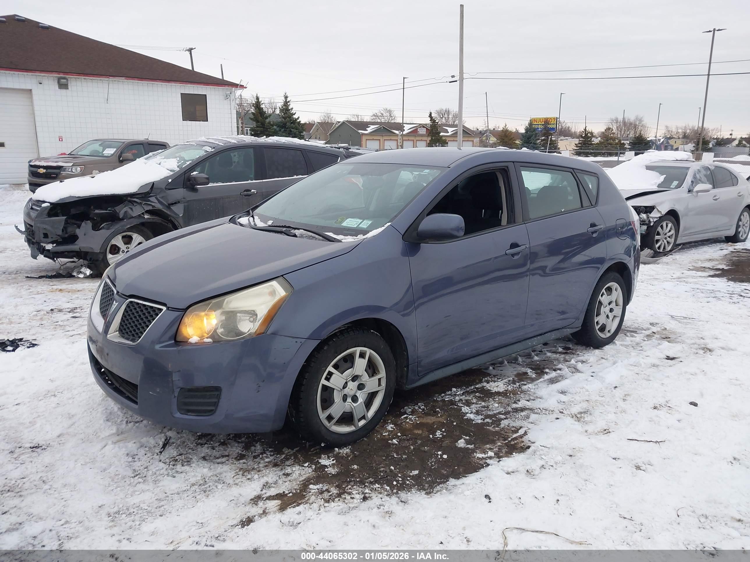 PONTIAC VIBE image 2