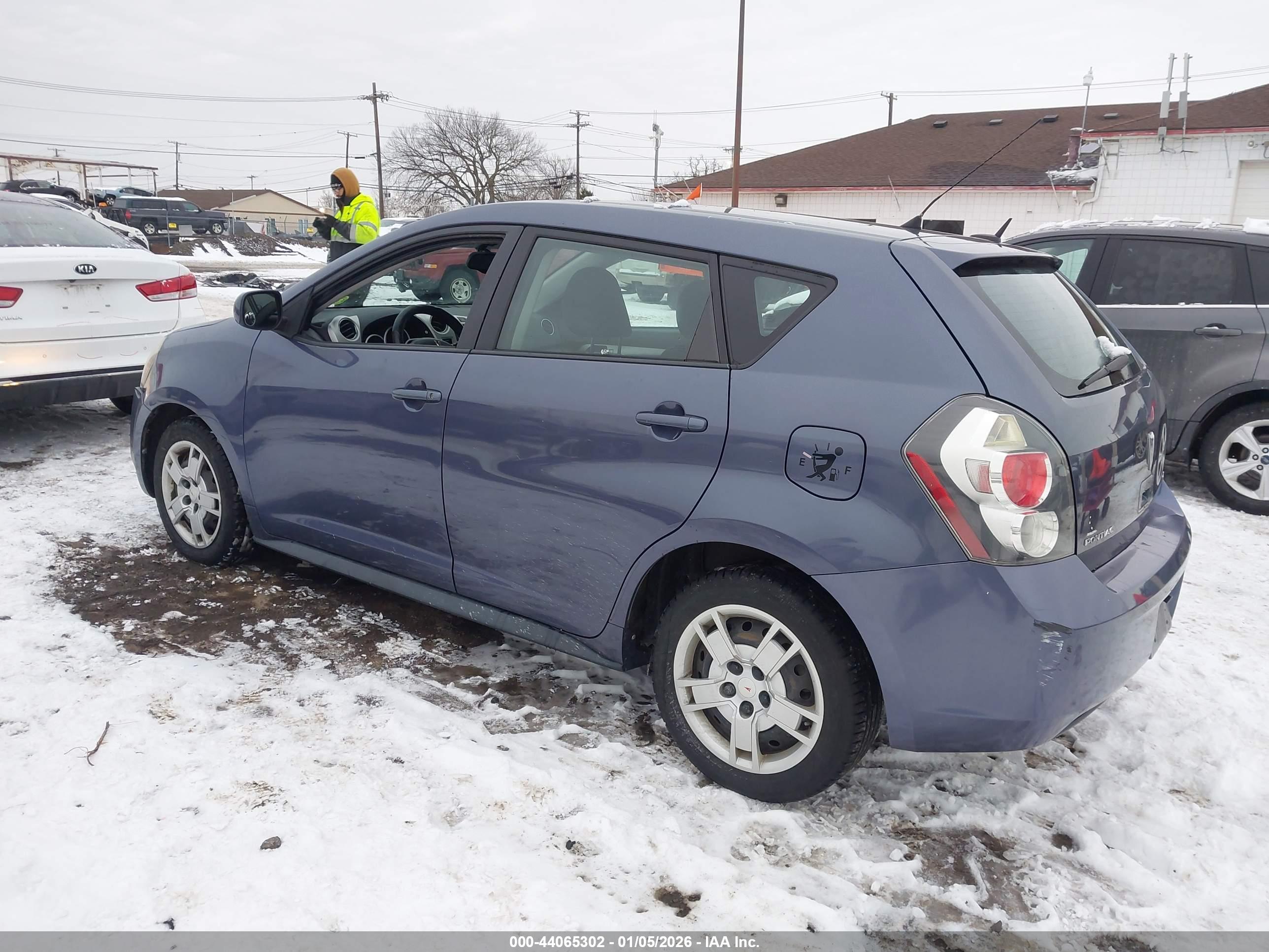 PONTIAC VIBE image 3