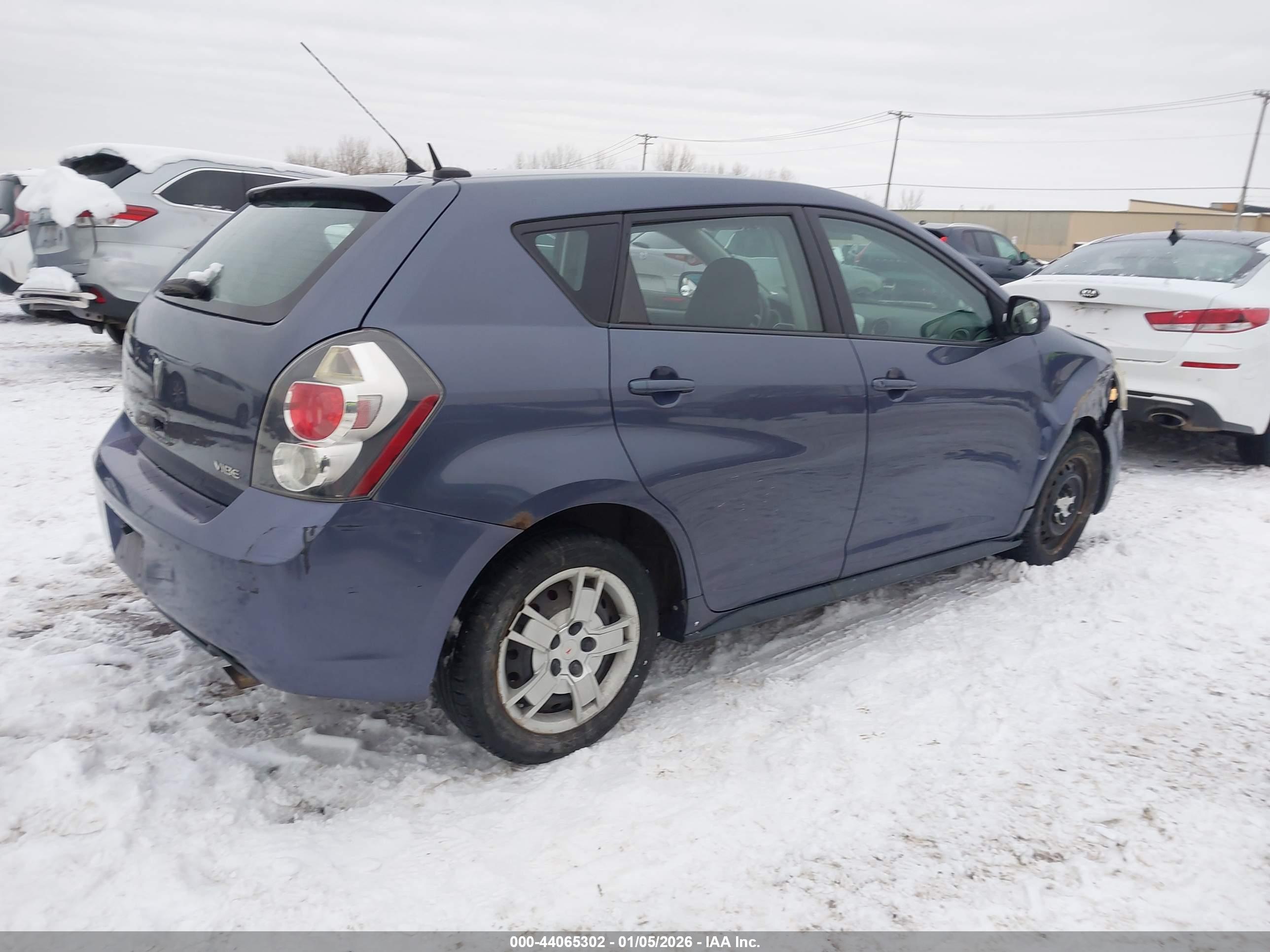 PONTIAC VIBE image 4