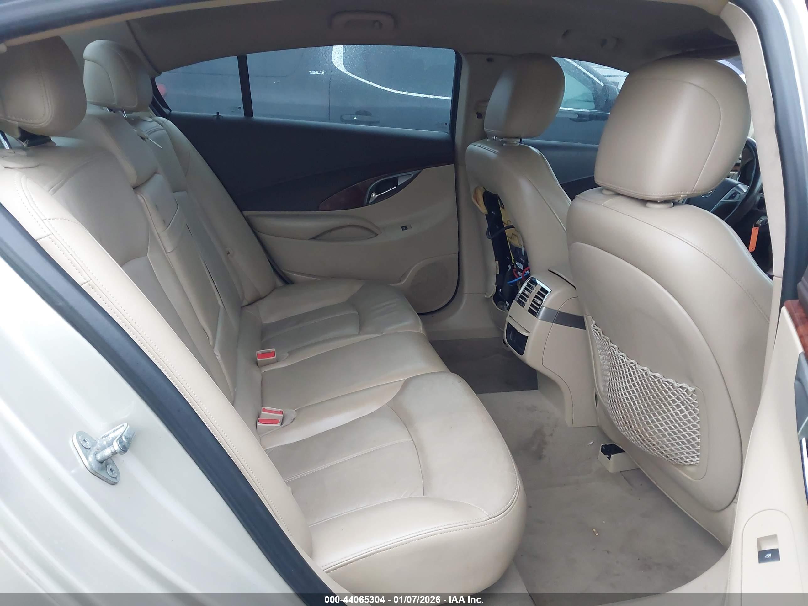 BUICK LACROSSE image 8