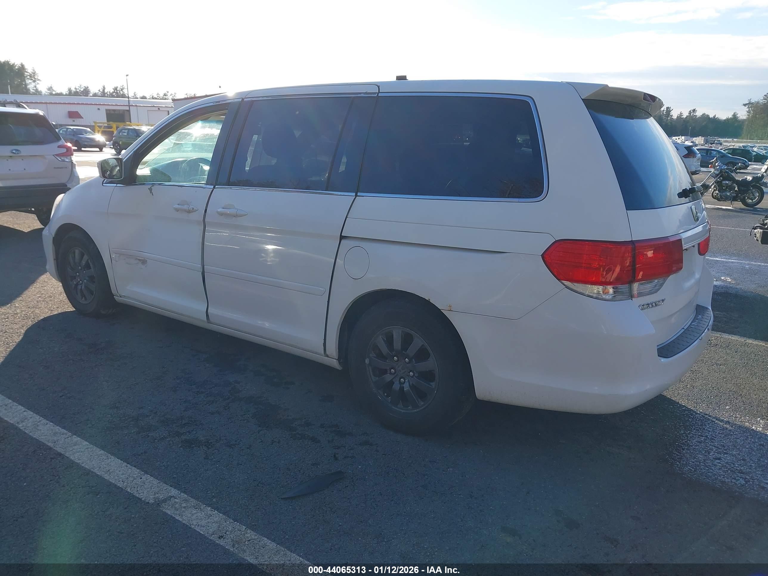 HONDA ODYSSEY image 3