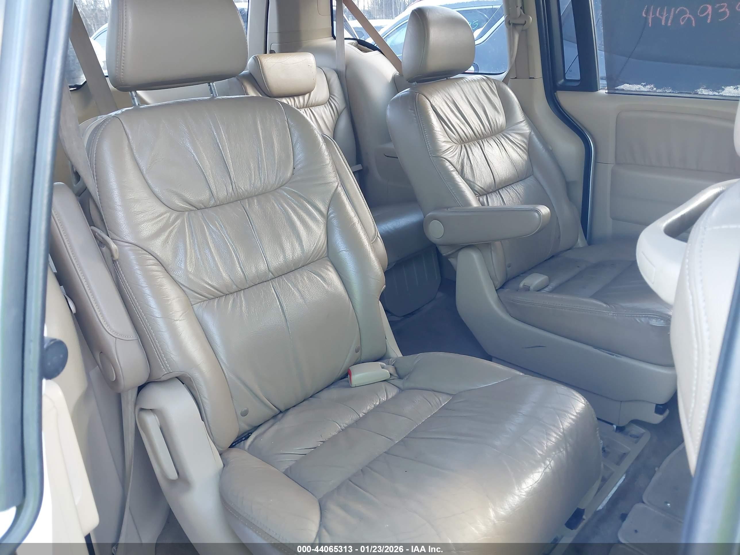 HONDA ODYSSEY image 8