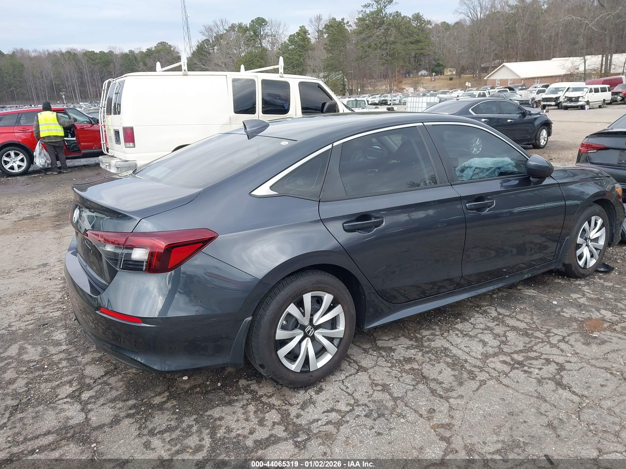 HONDA CIVIC image 4