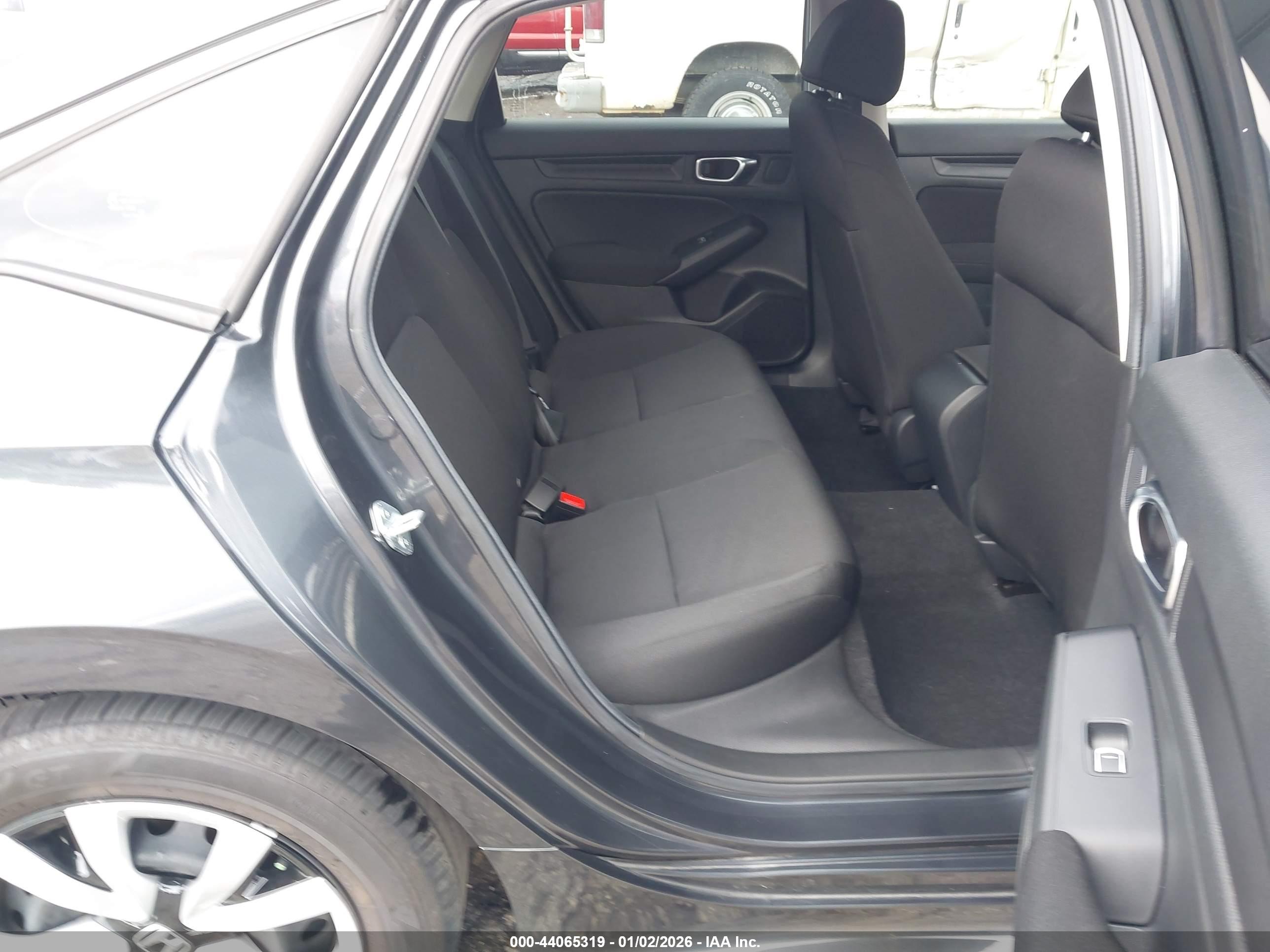 HONDA CIVIC image 8