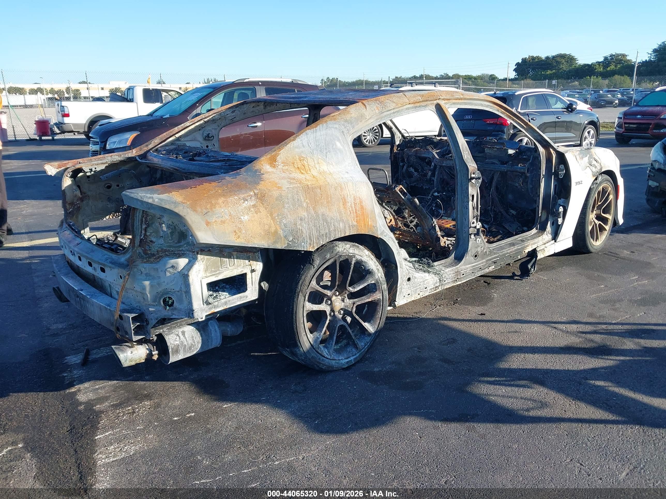 DODGE CHARGER image 4