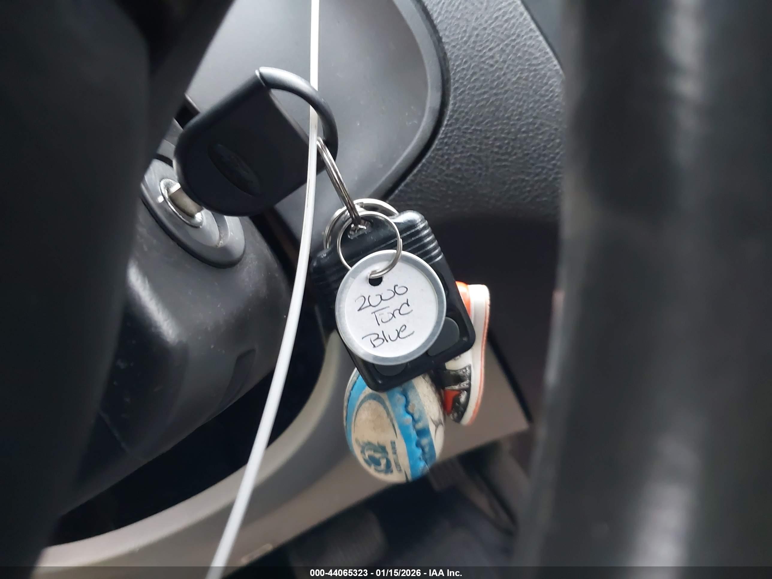 FORD FOCUS image 11