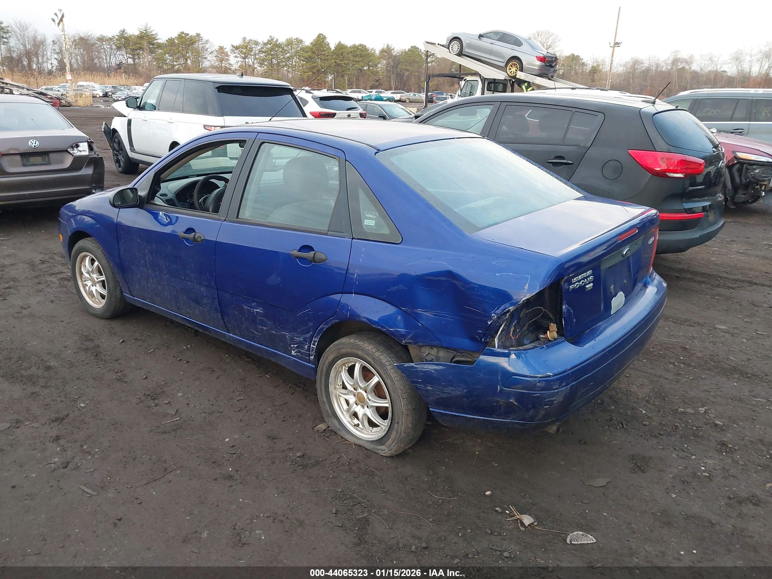 FORD FOCUS image 3