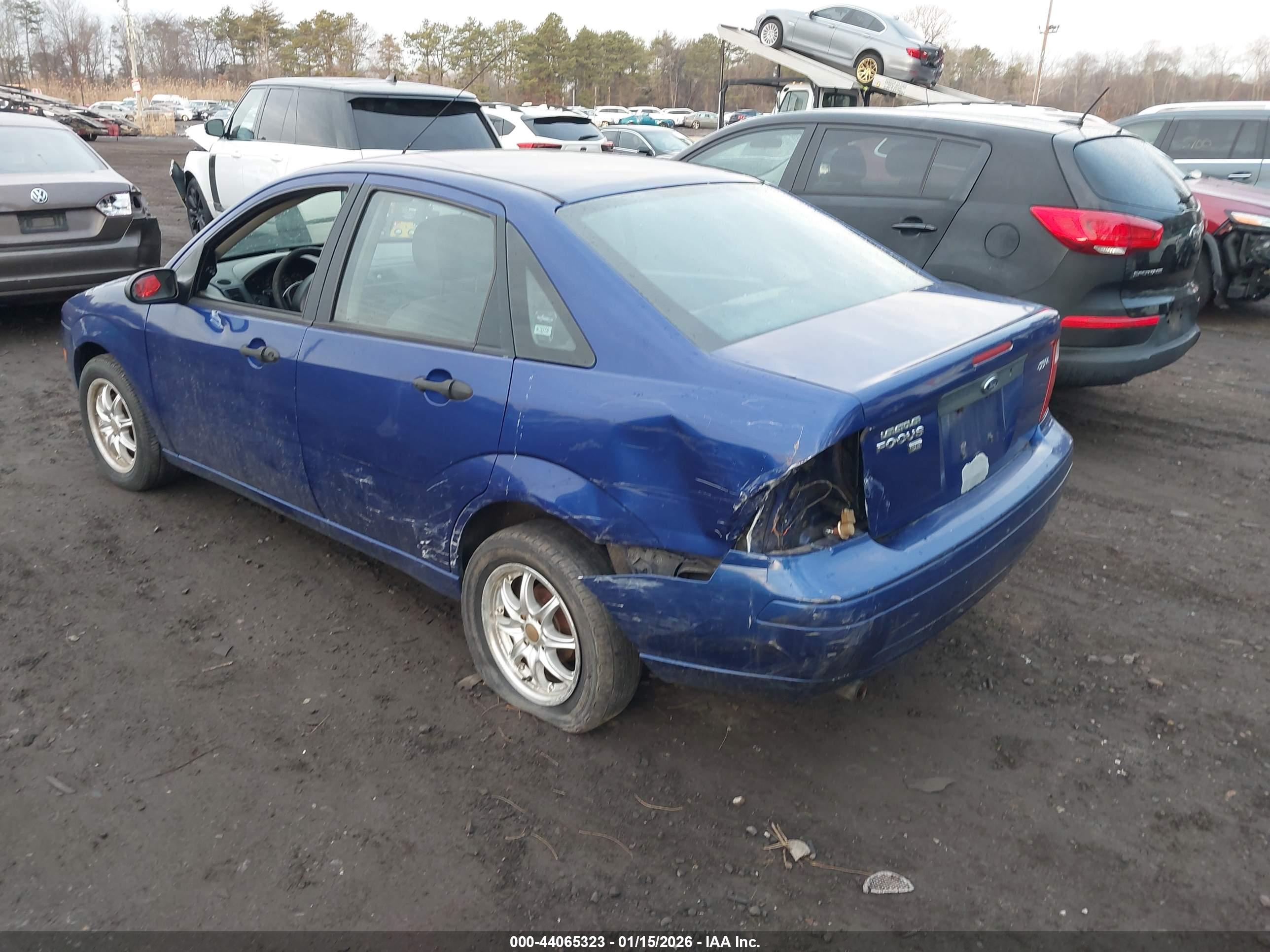 FORD FOCUS image 6