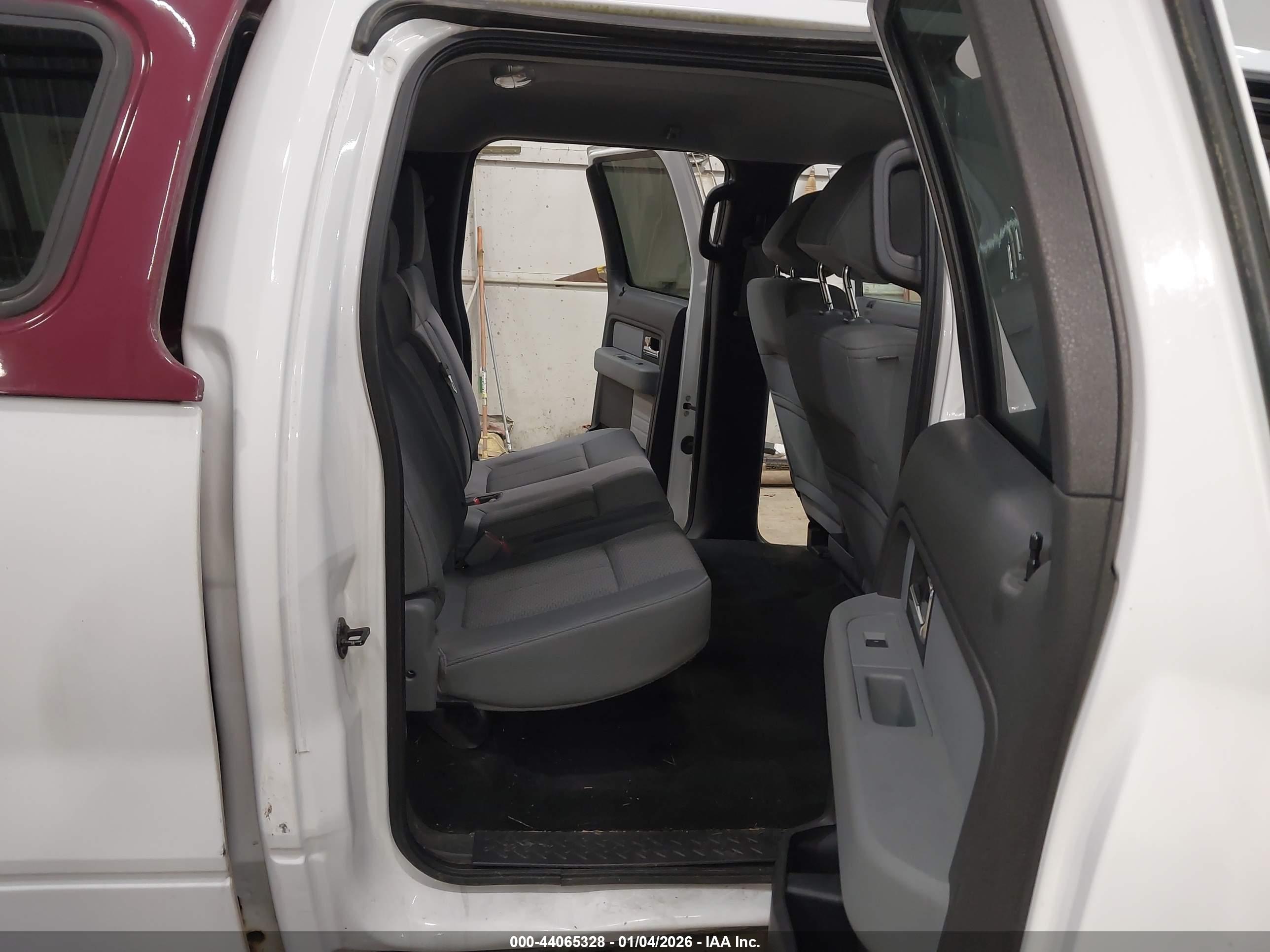FORD F-150 image 8