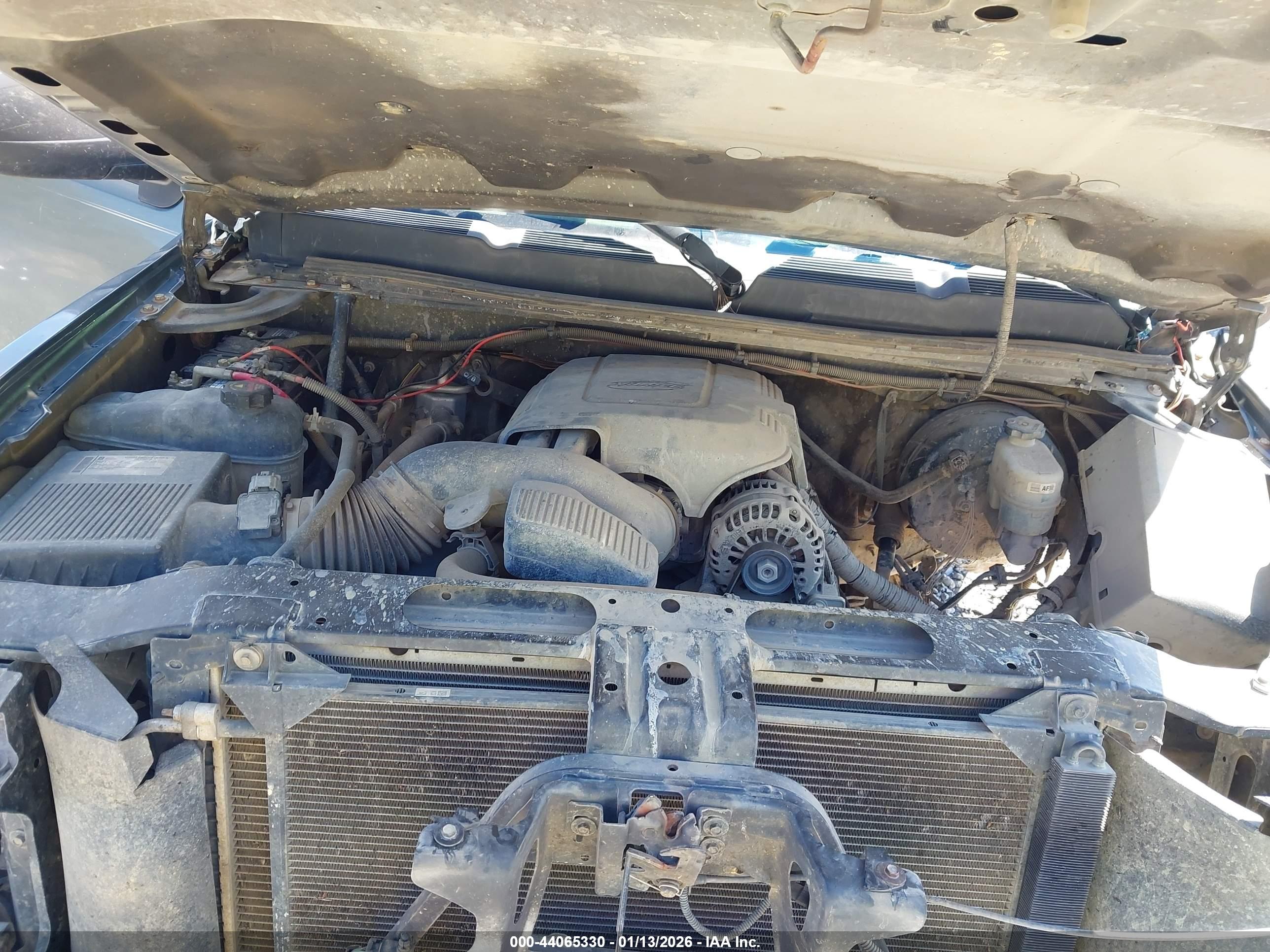 CHEVROLET SILVERADO image 10