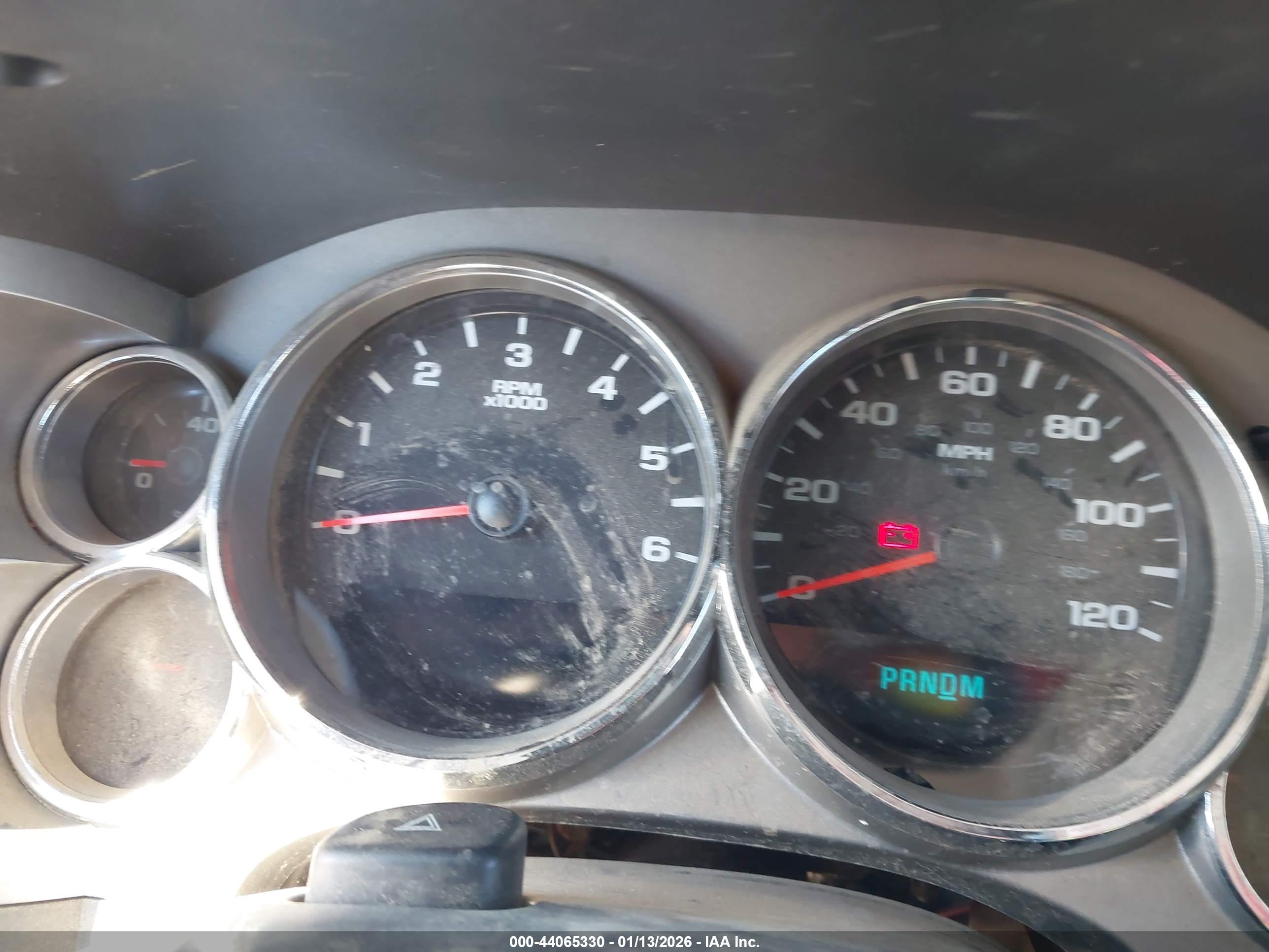 CHEVROLET SILVERADO image 7