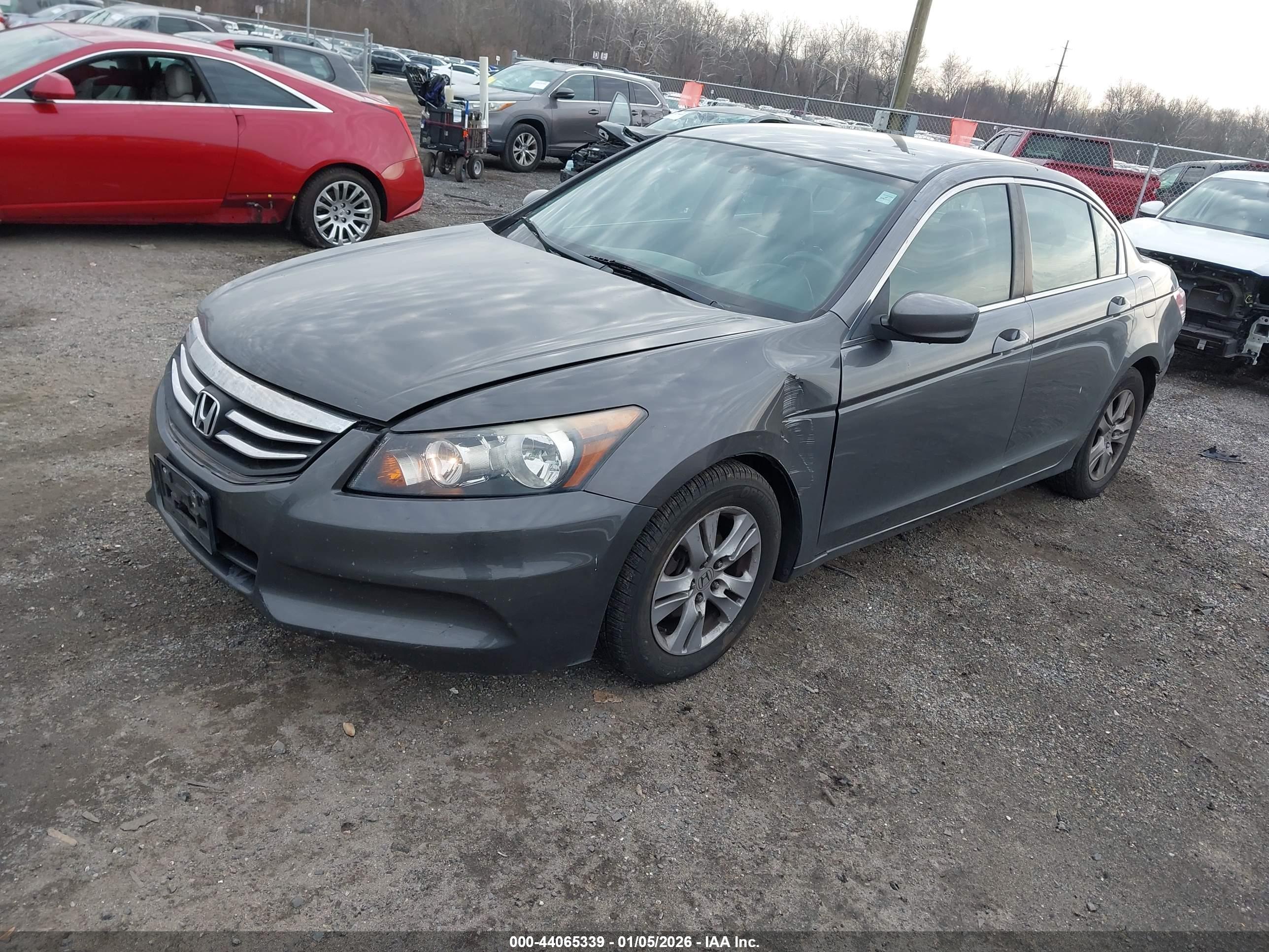 HONDA ACCORD image 2