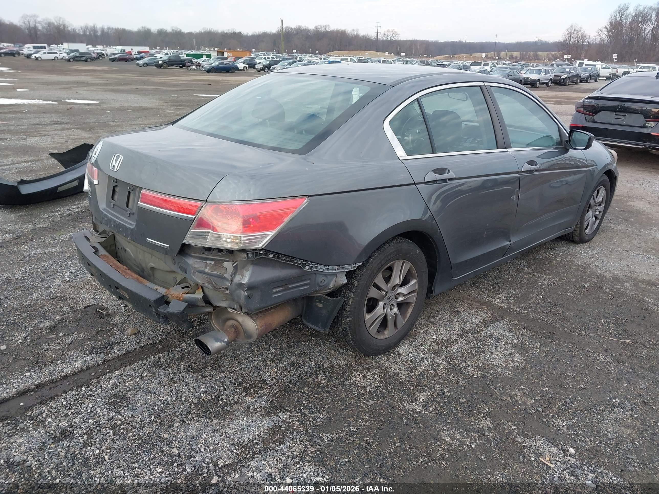 HONDA ACCORD image 4