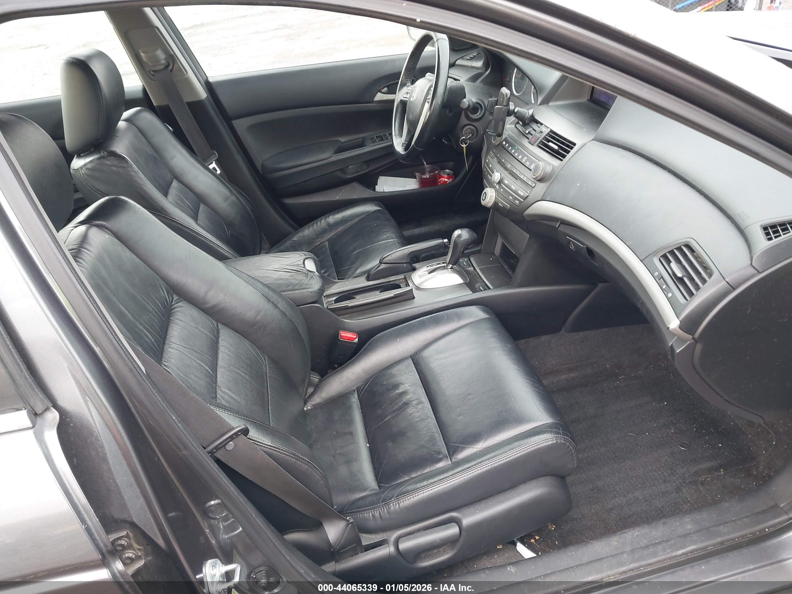 HONDA ACCORD image 5