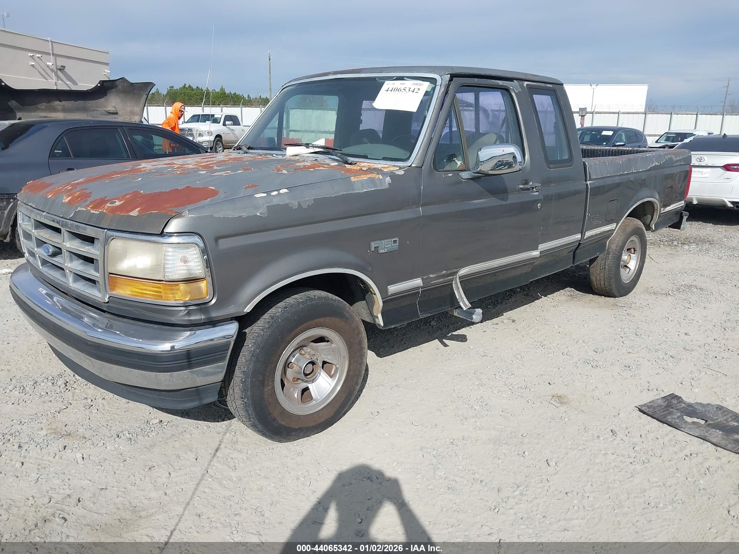 FORD F150 image 2