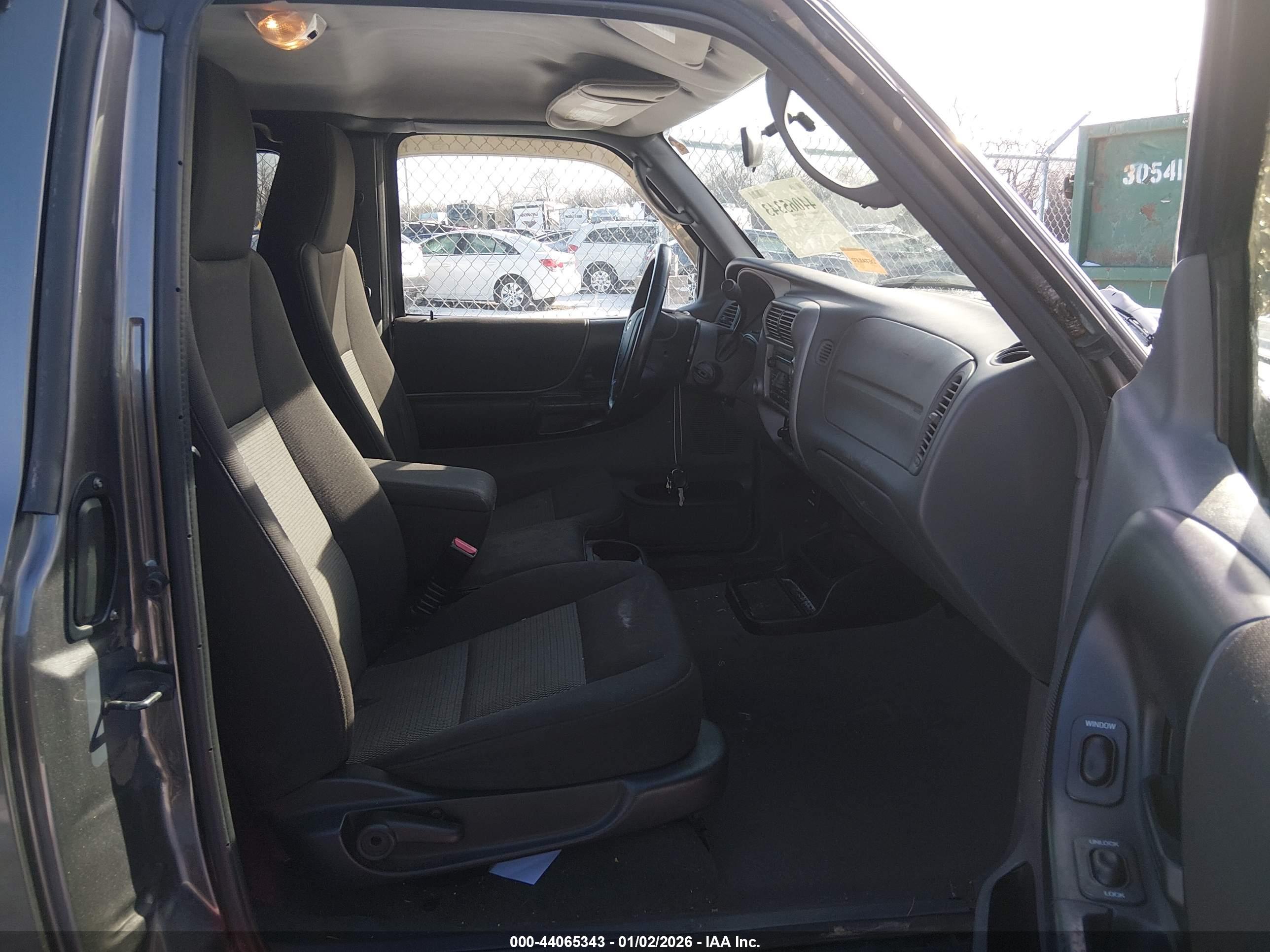 FORD RANGER image 5