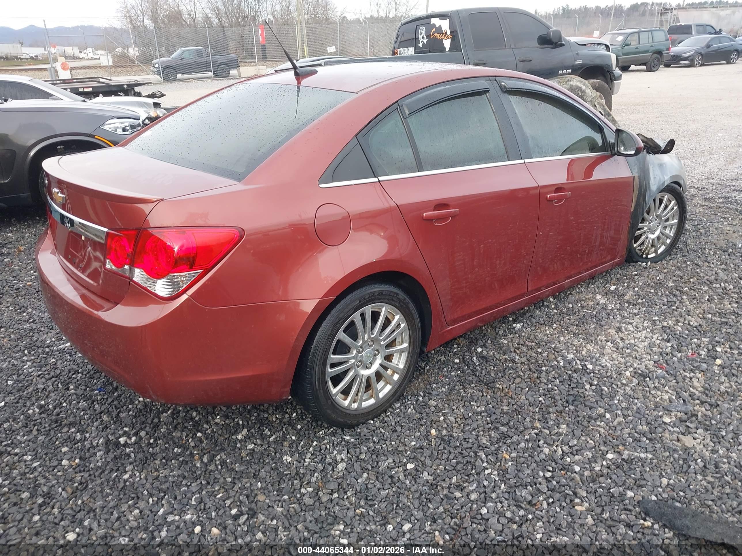 CHEVROLET CRUZE image 4