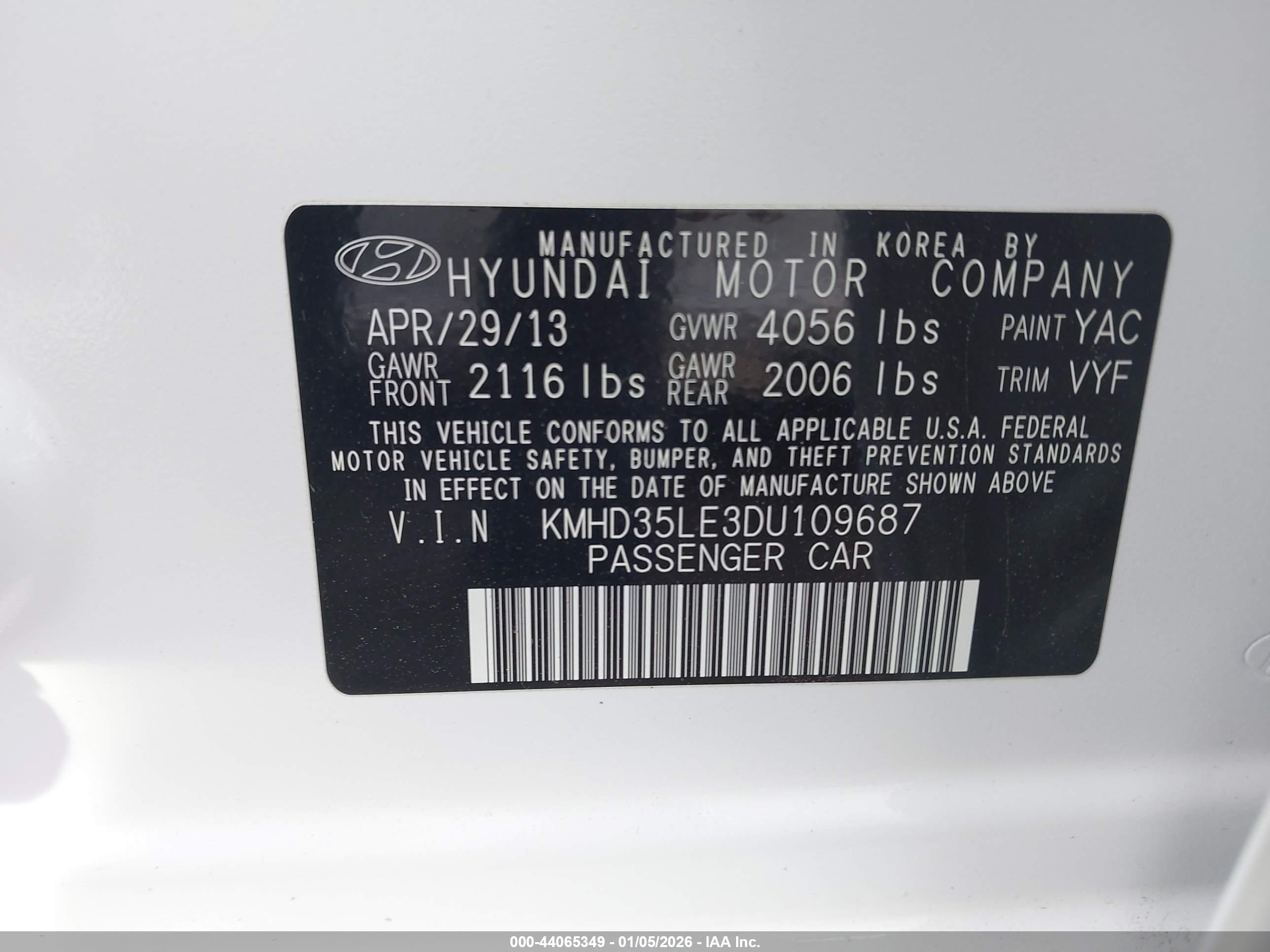 HYUNDAI ELANTRA image 9