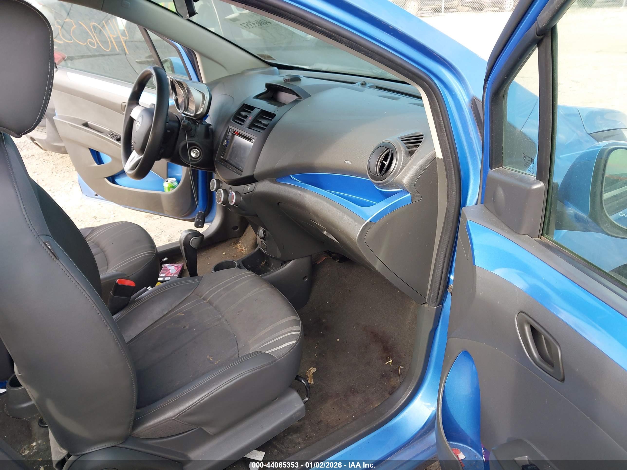 CHEVROLET SPARK image 5