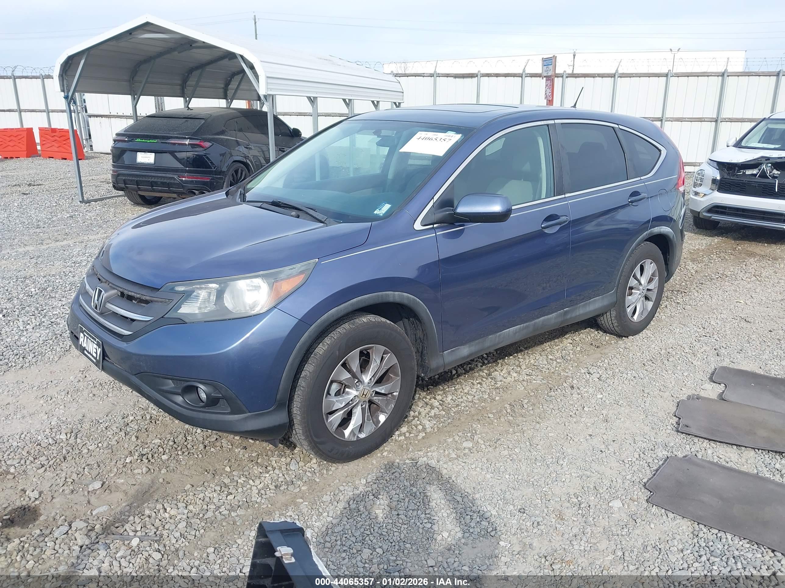 HONDA CR-V image 2