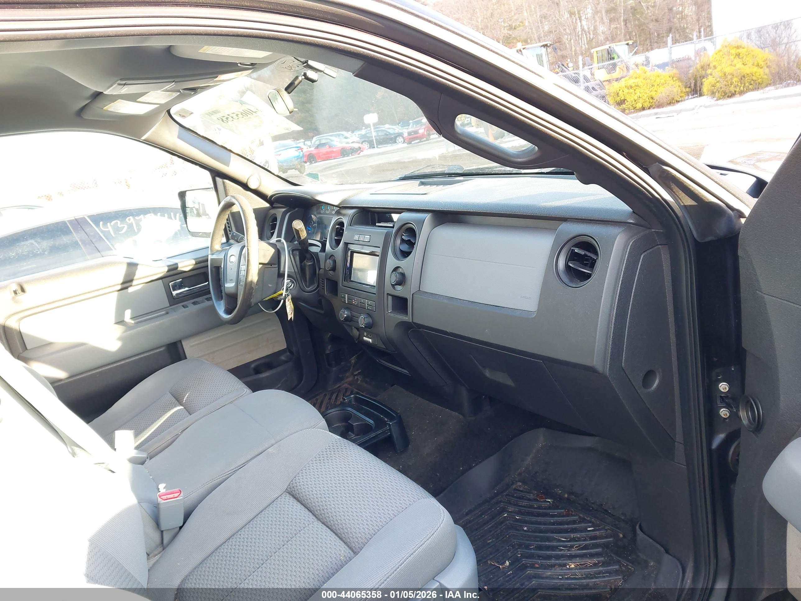 FORD F-150 image 5