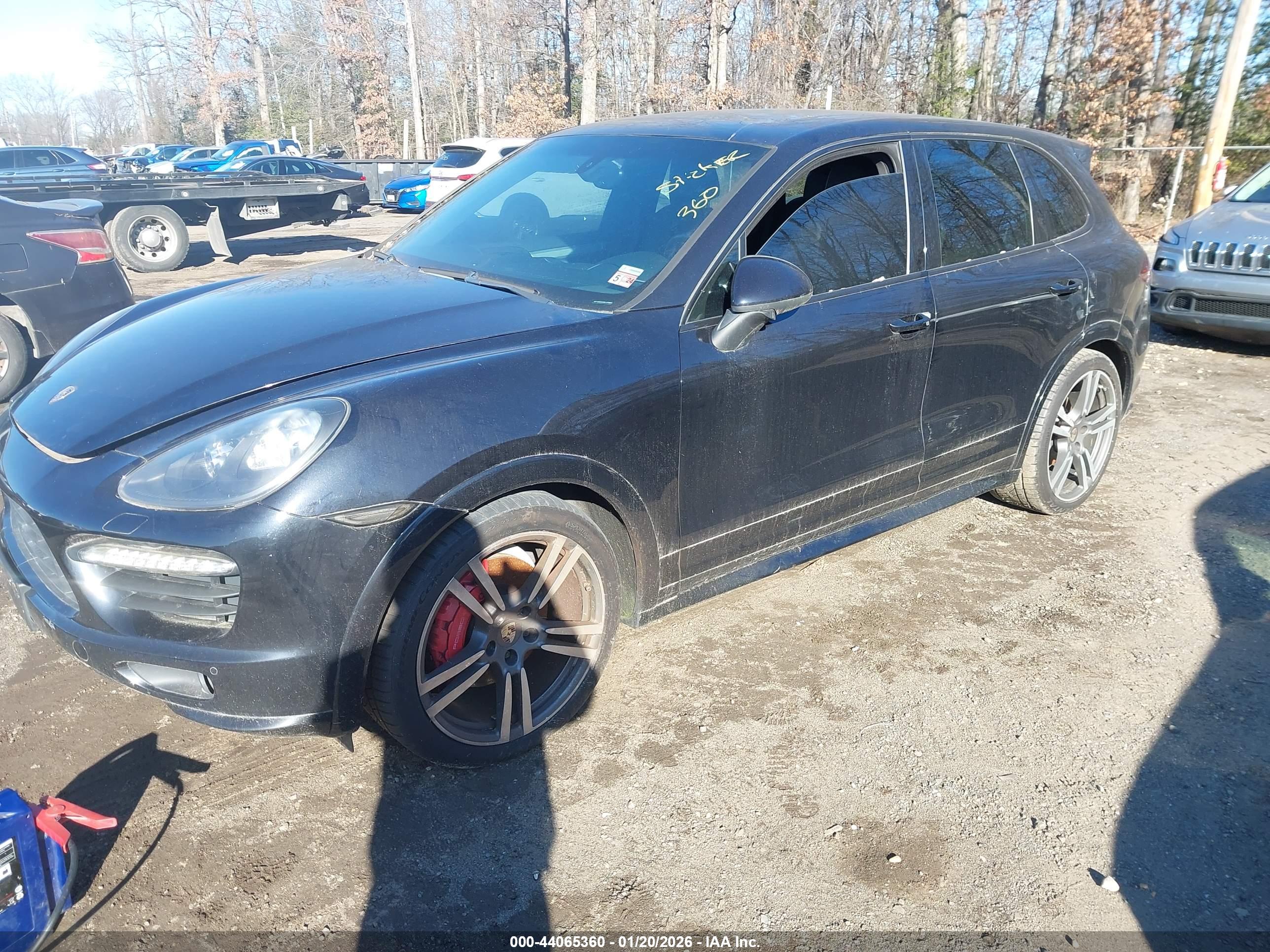 PORSCHE CAYENNE image 2