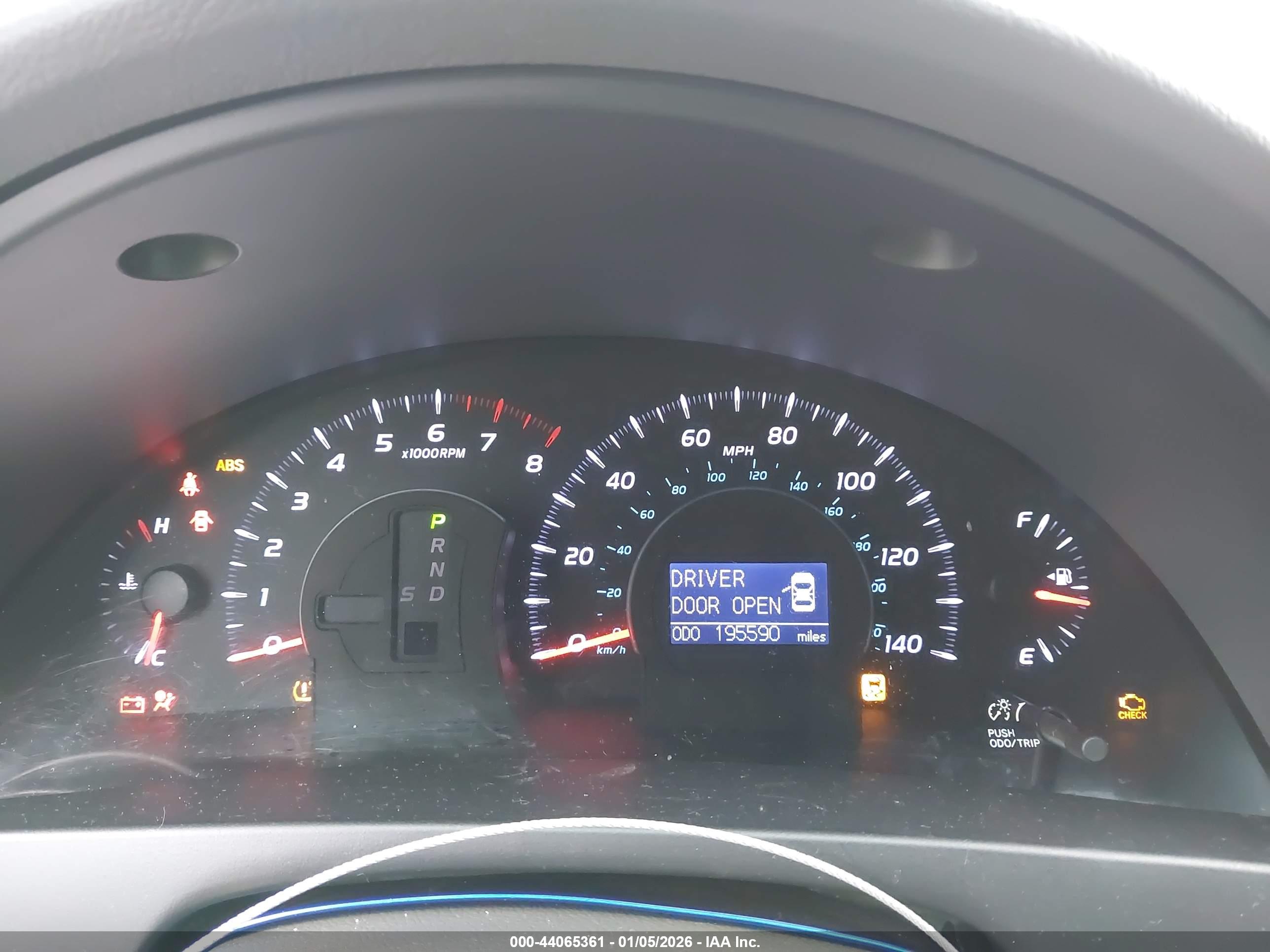 TOYOTA CAMRY image 7