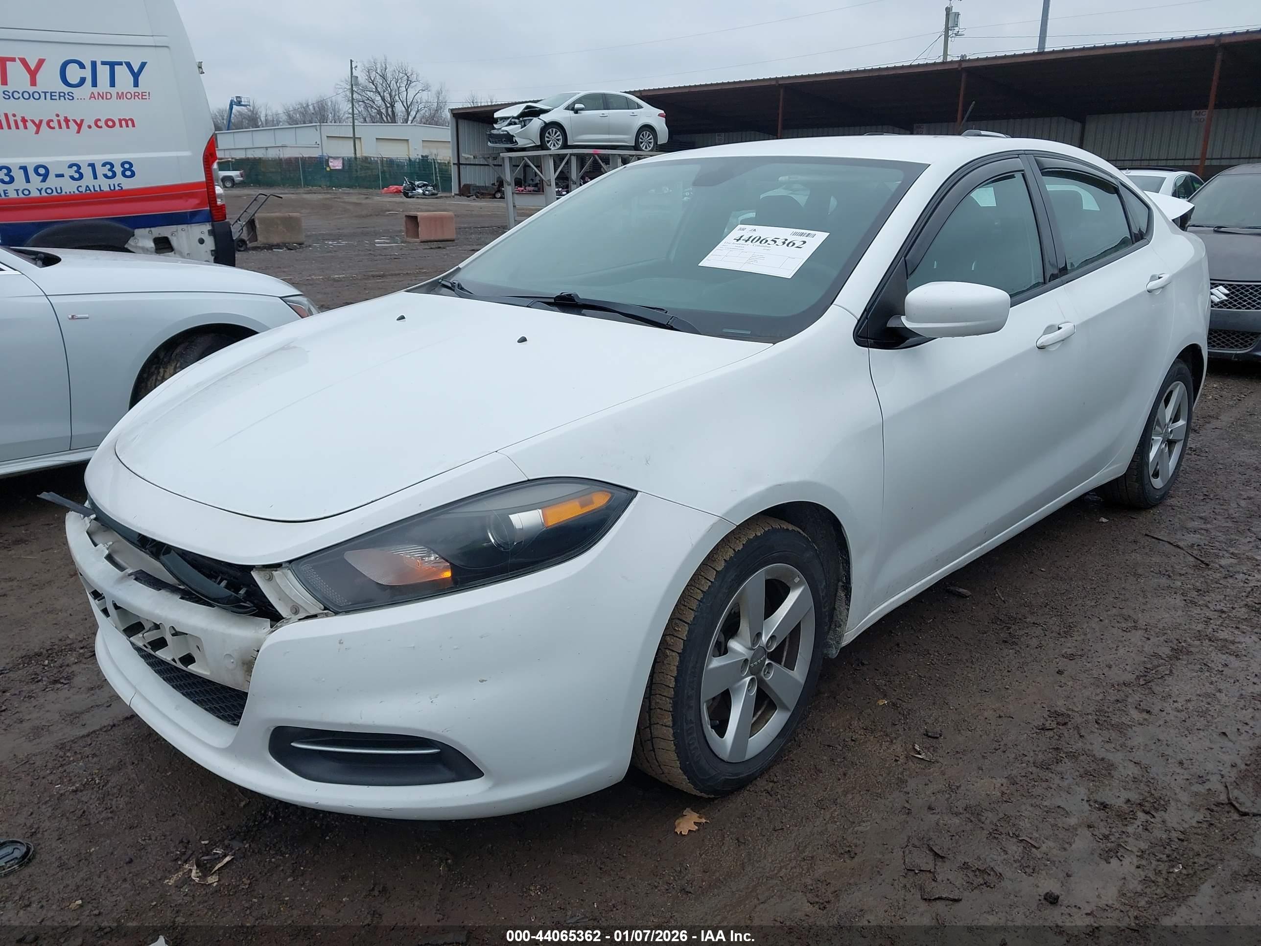 DODGE DART image 2