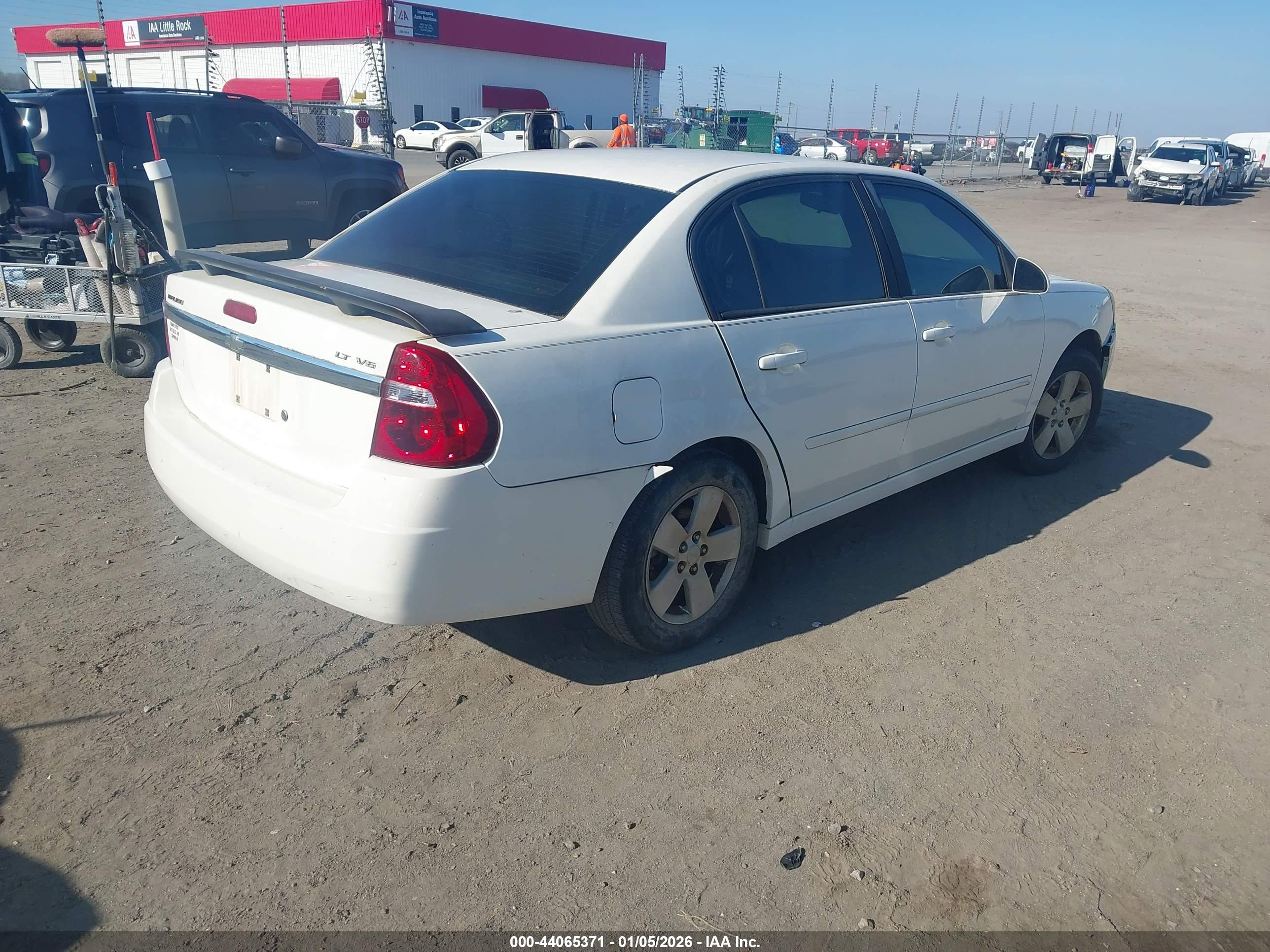 CHEVROLET MALIBU image 4