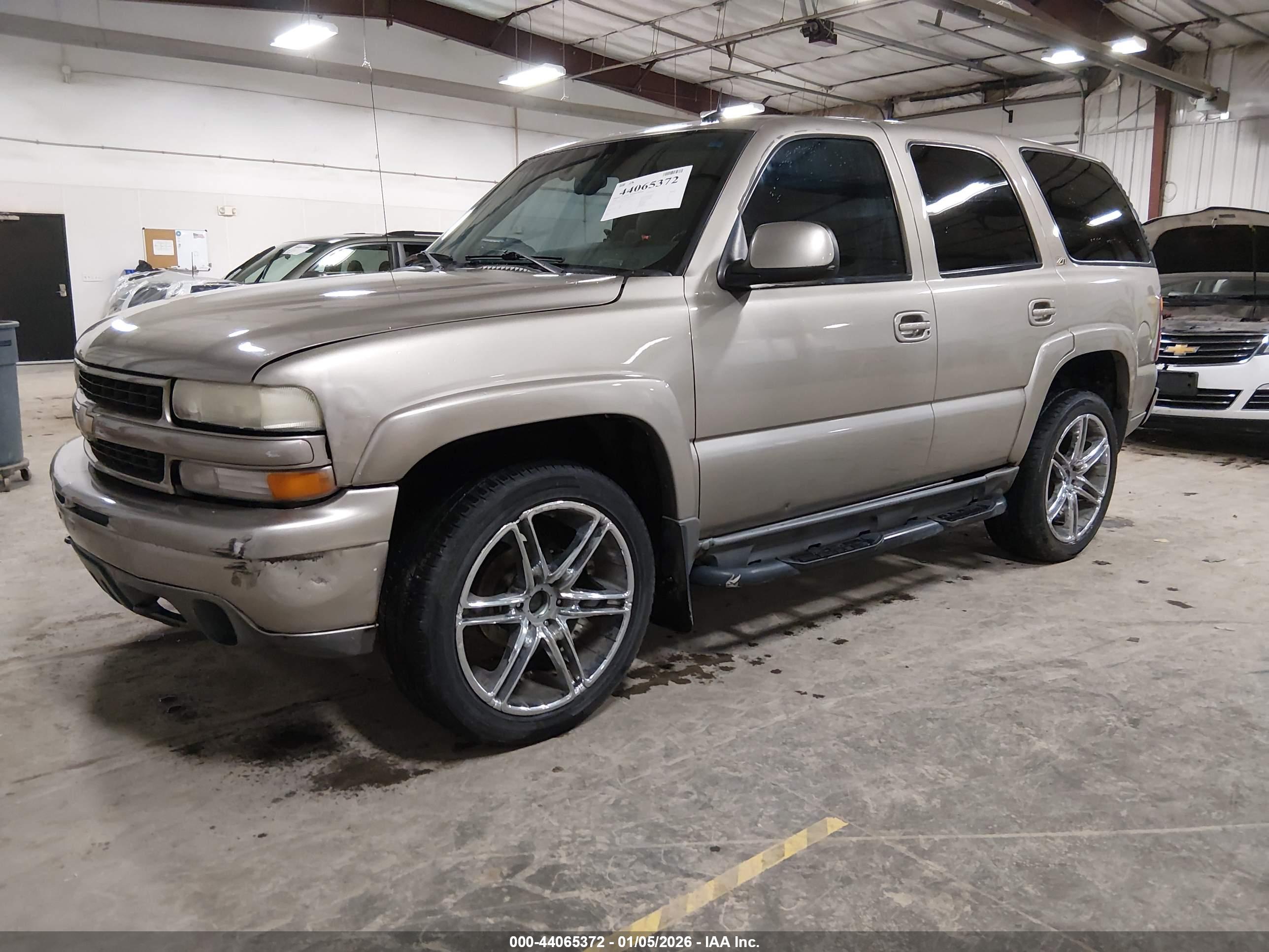 CHEVROLET TAHOE image 2