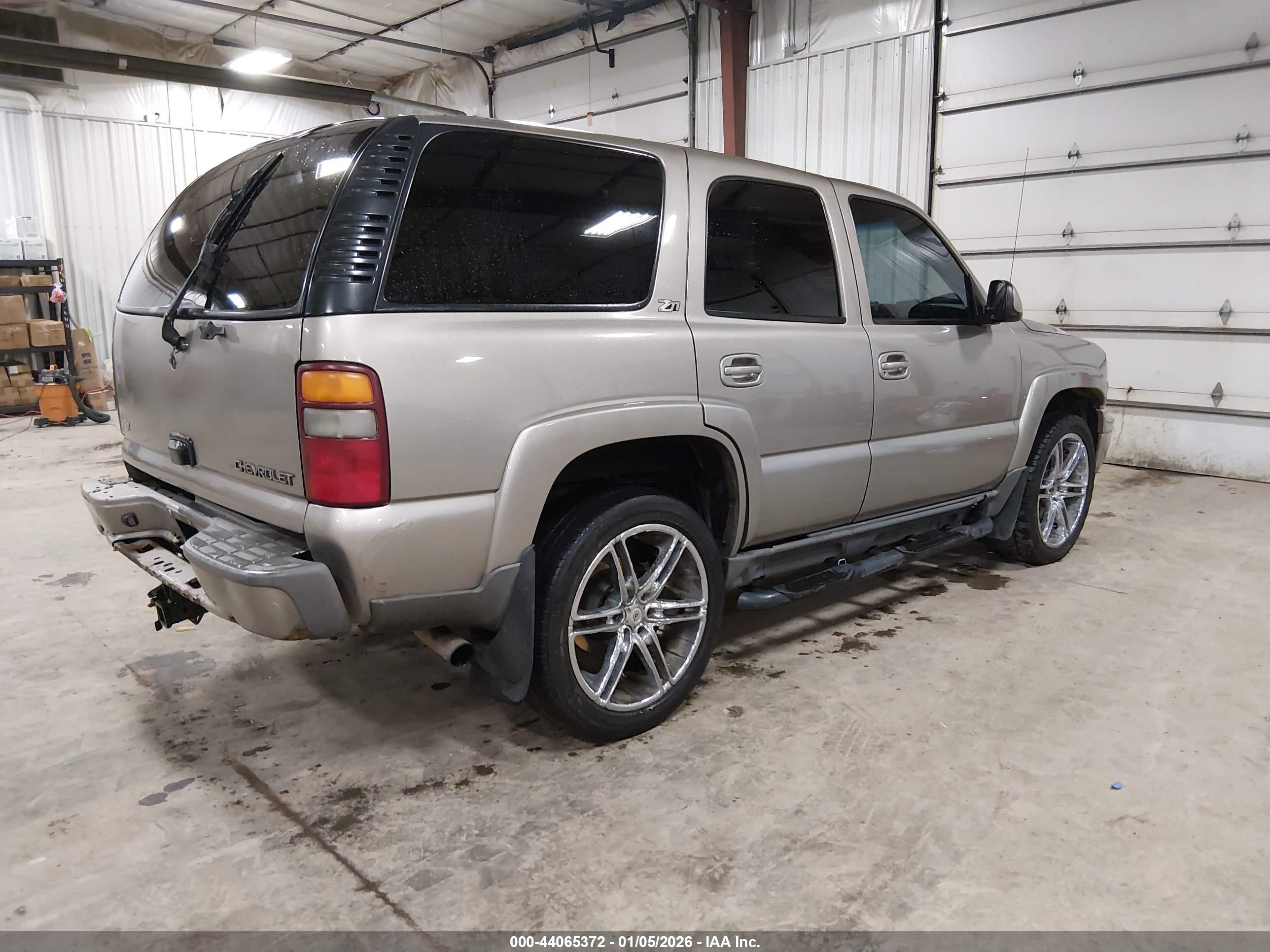 CHEVROLET TAHOE image 4