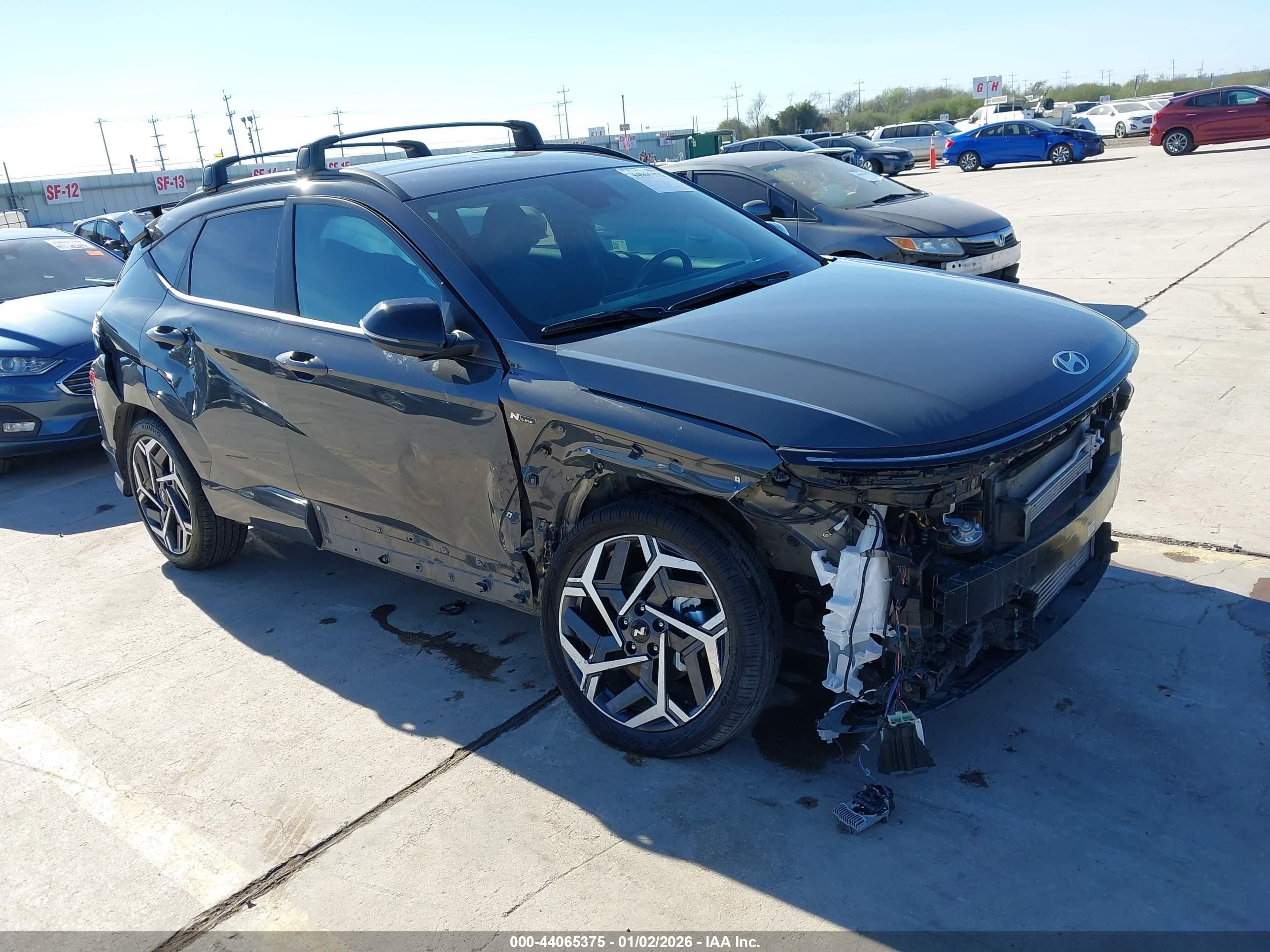 HYUNDAI KONA image 6