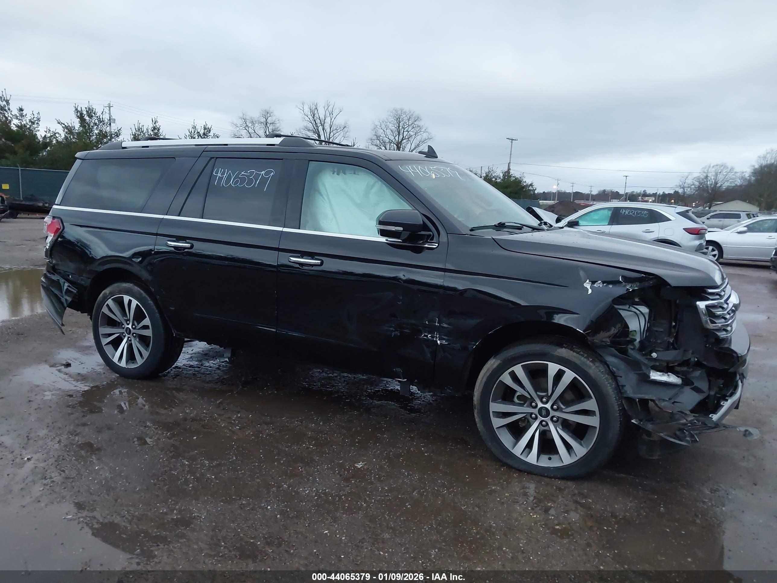 FORD EXPEDITION image 6