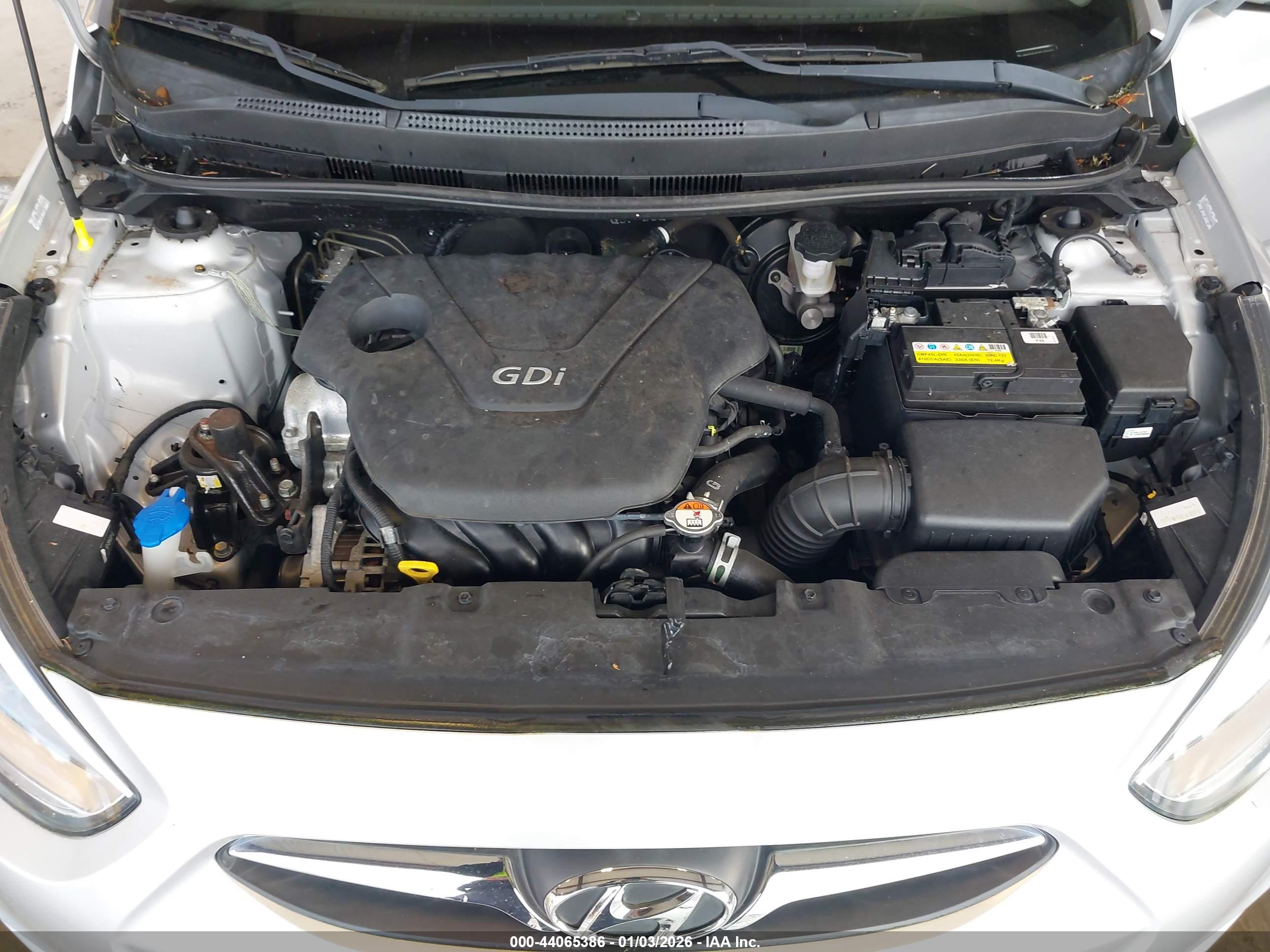 HYUNDAI ACCENT image 10