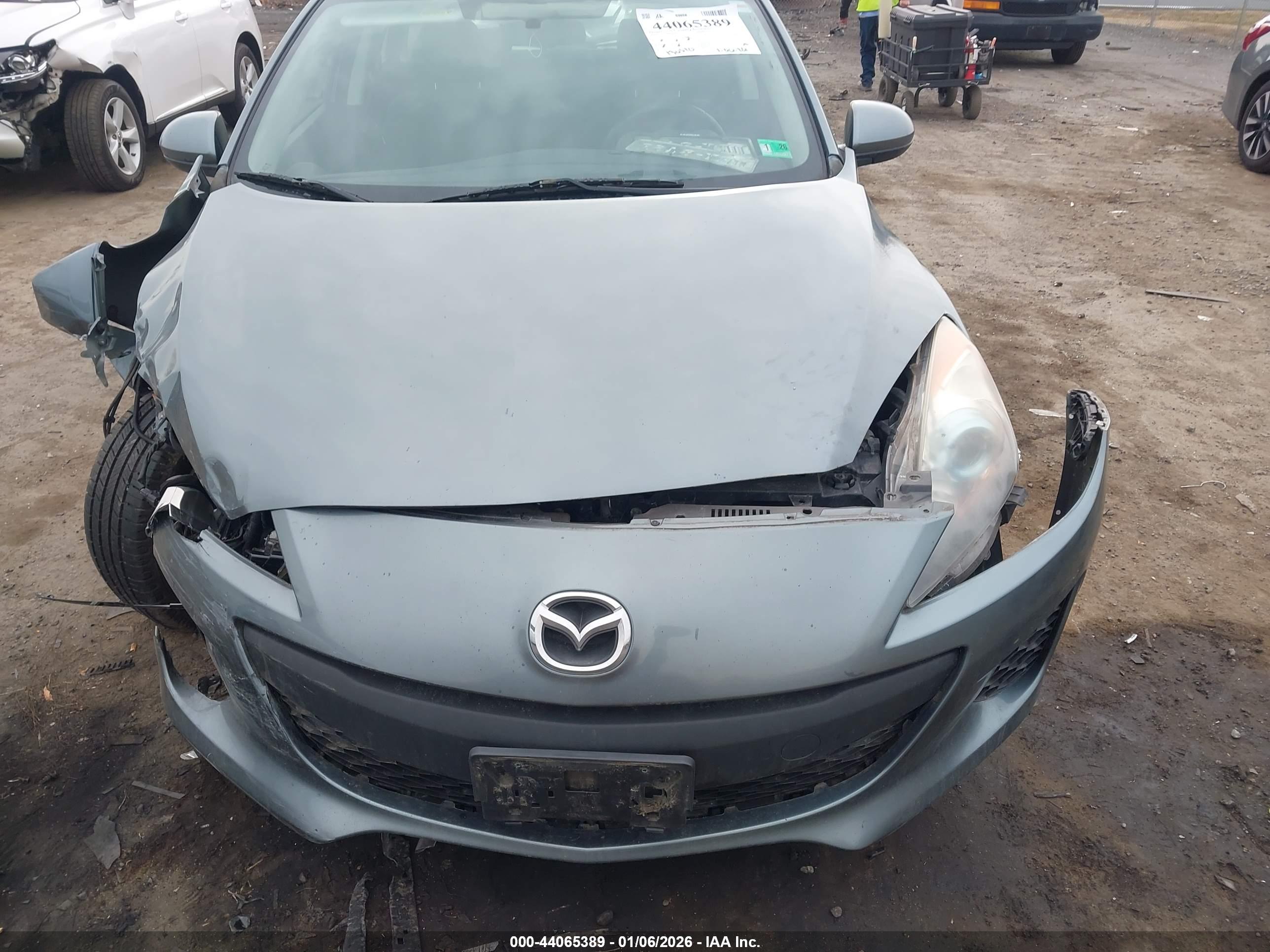 MAZDA MAZDA3 image 6