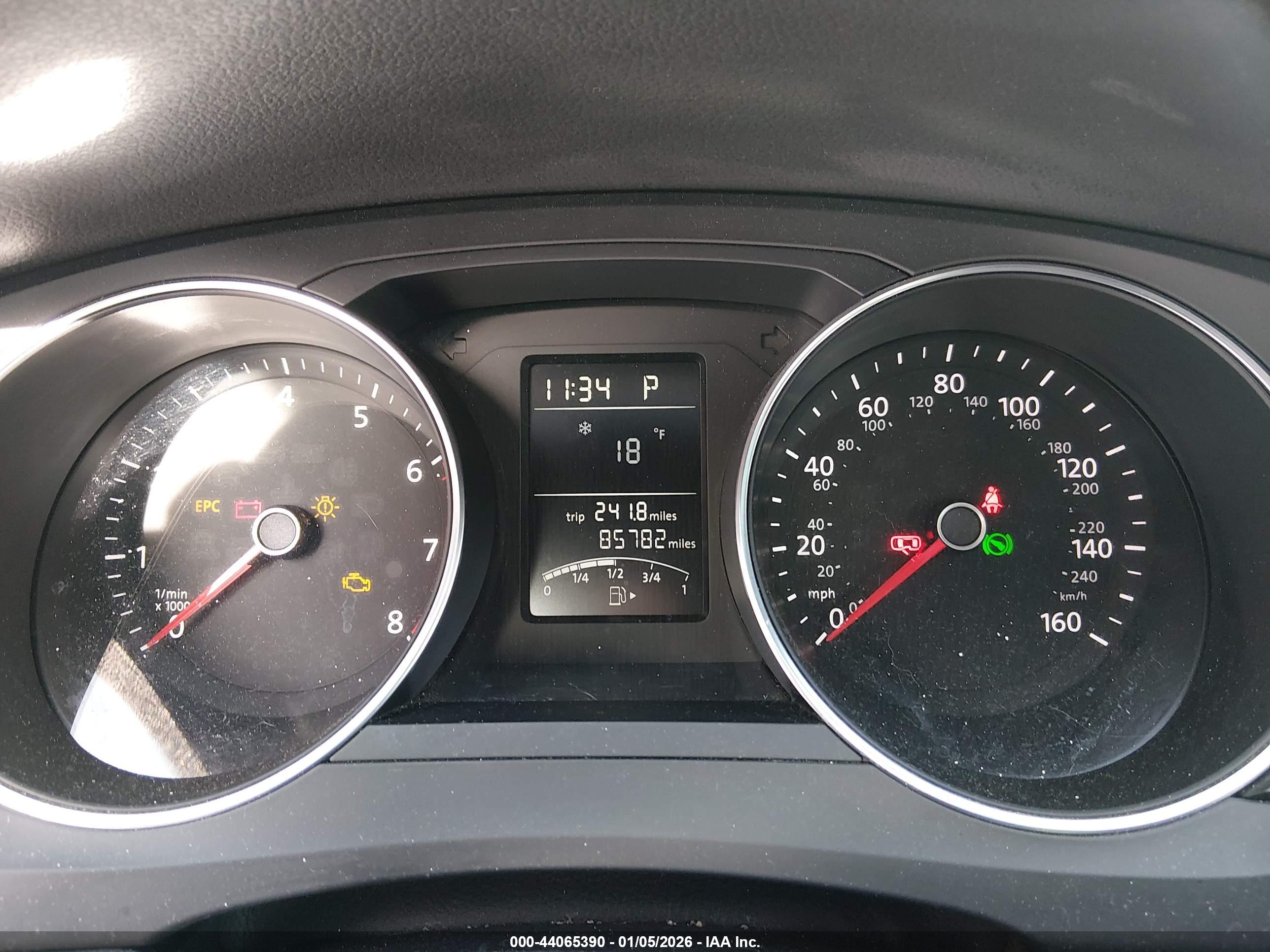 VOLKSWAGEN JETTA image 7