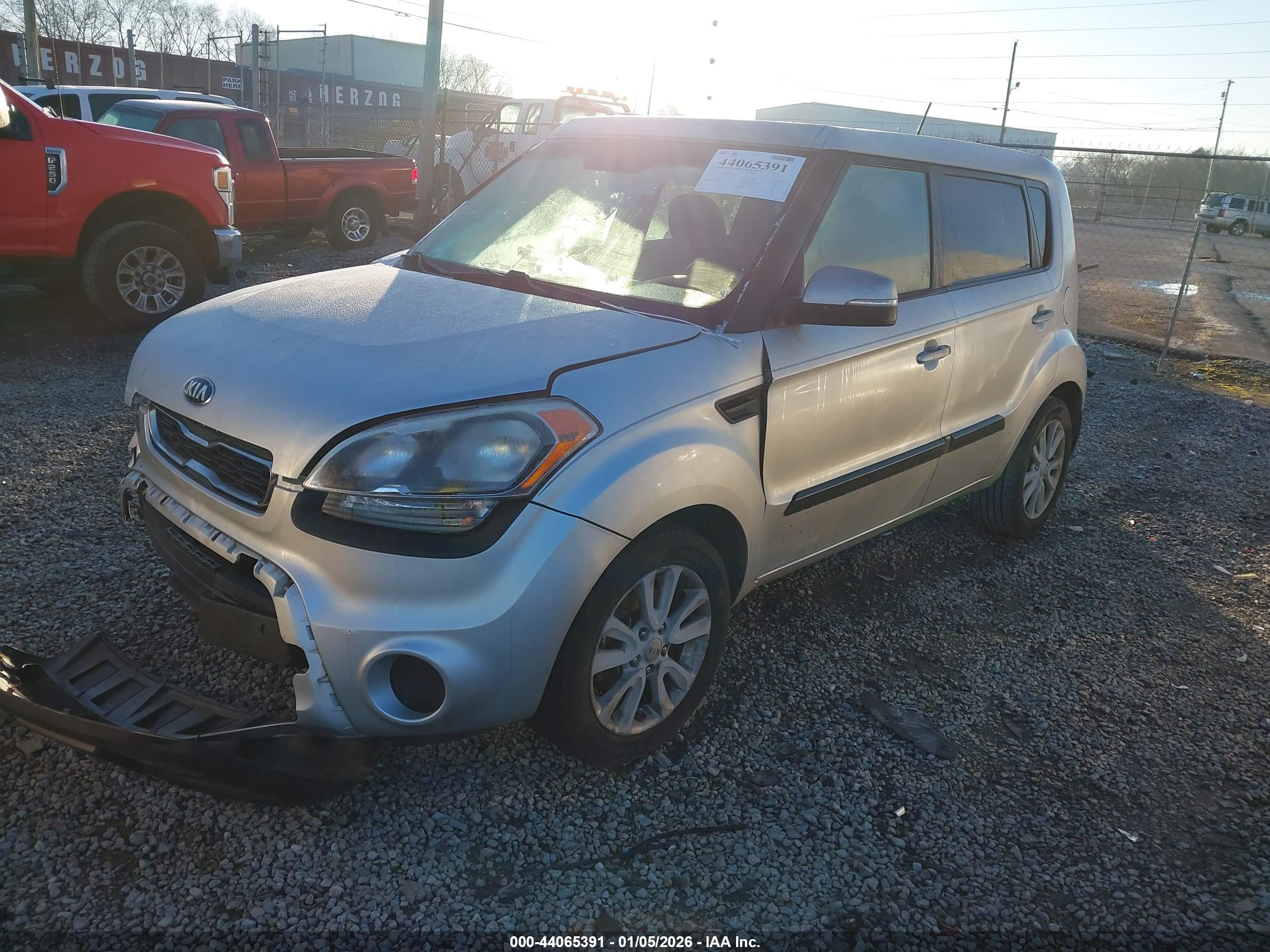 KIA SOUL image 2