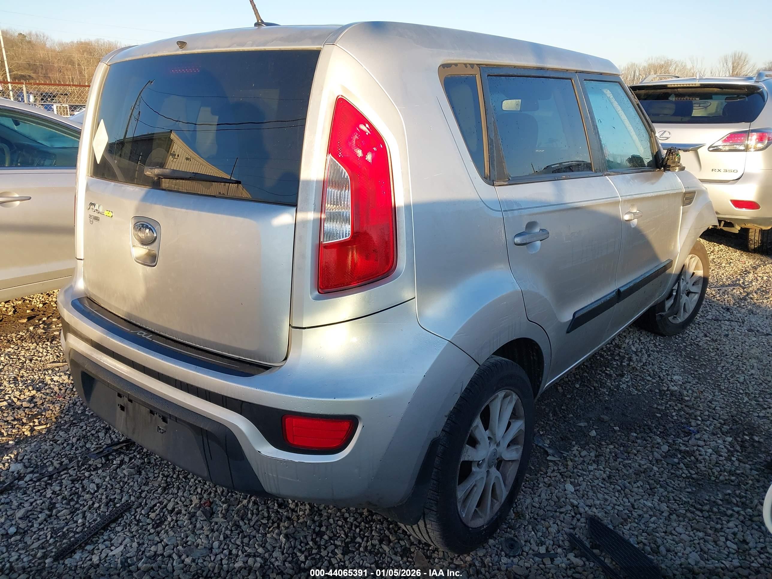 KIA SOUL image 4